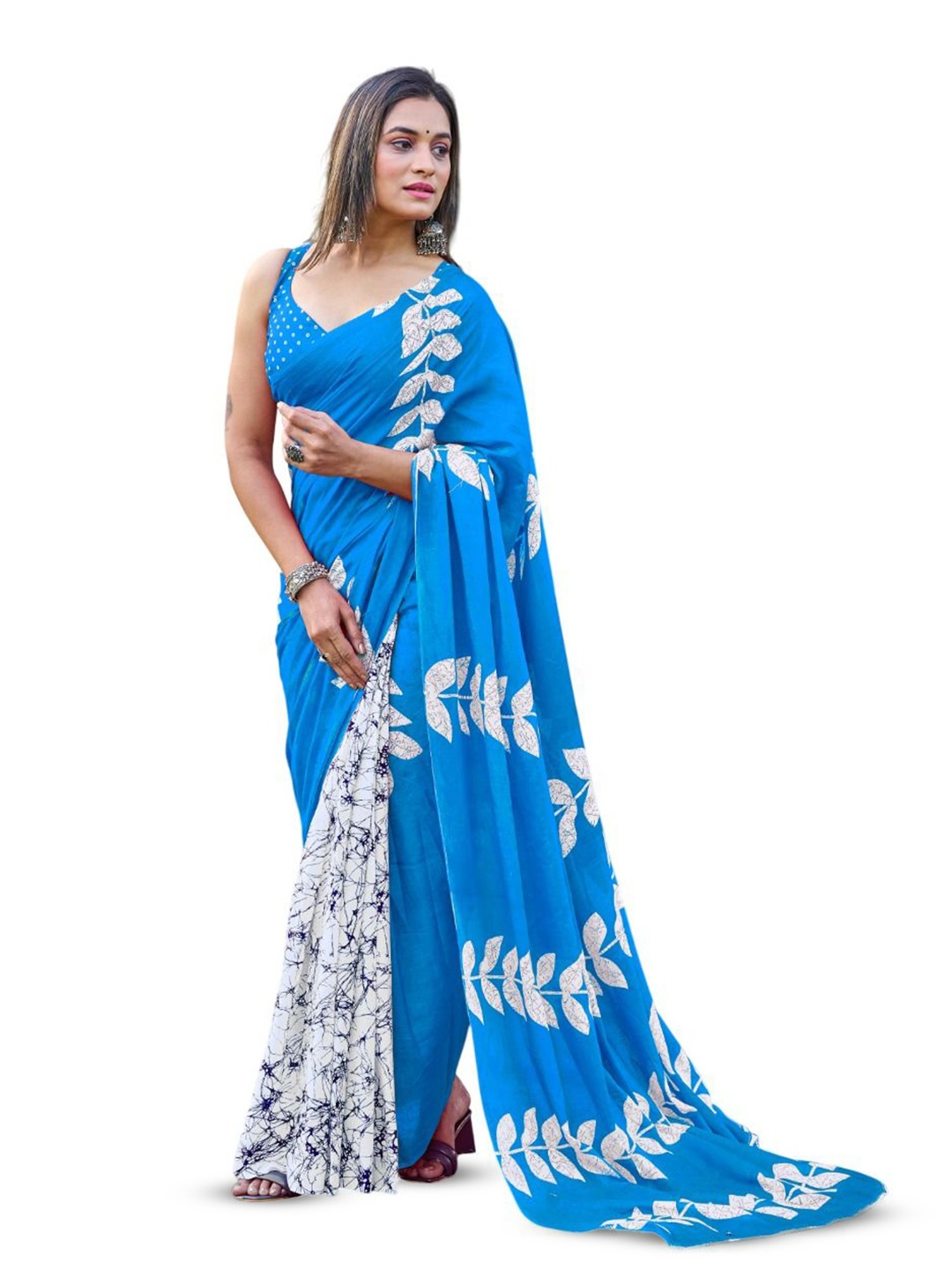 

HMP Fashion Floral Ikat Saree, Blue