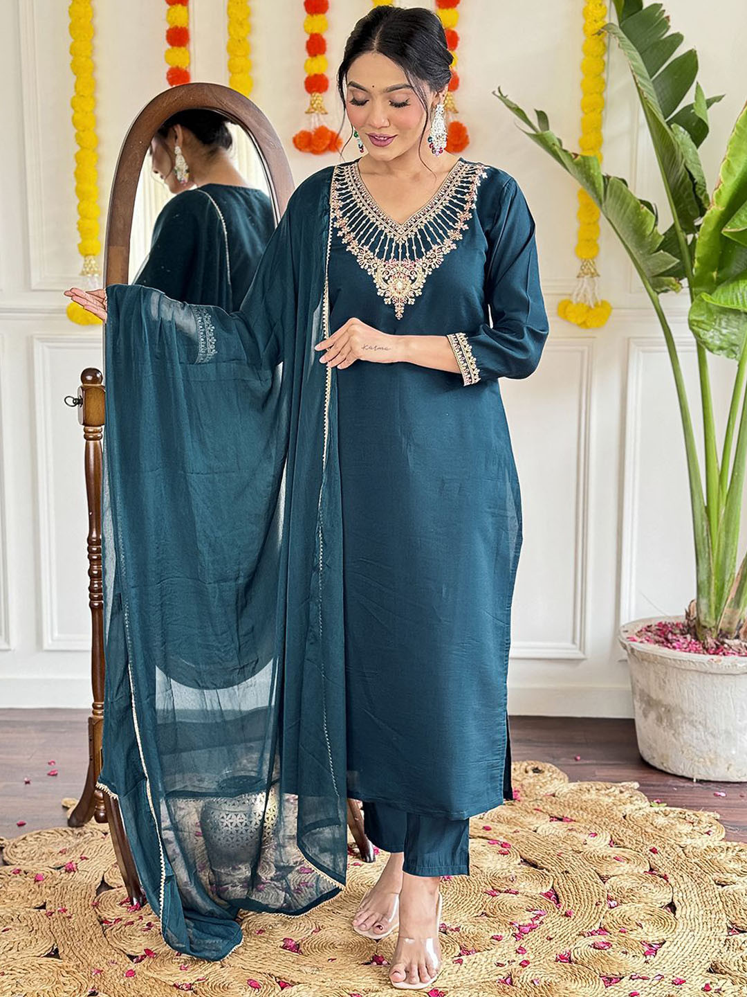 

Mitera Women Ethnic Motifs Regular Chanderi Silk Kurta with Palazzos & With Dupatta, Teal