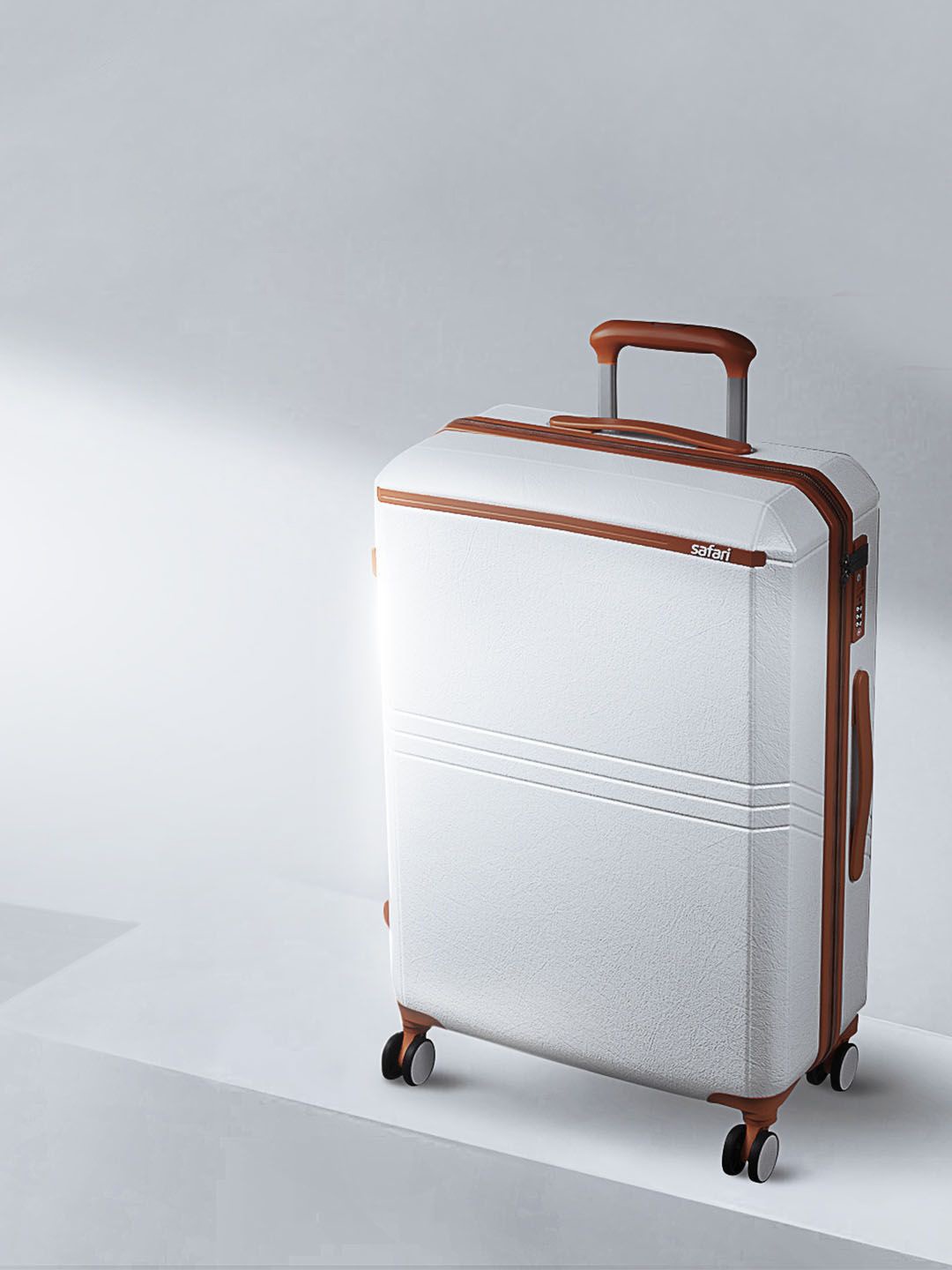 

Safari Heritage Textured Hard-Sided Large Trolley Bag, Off white