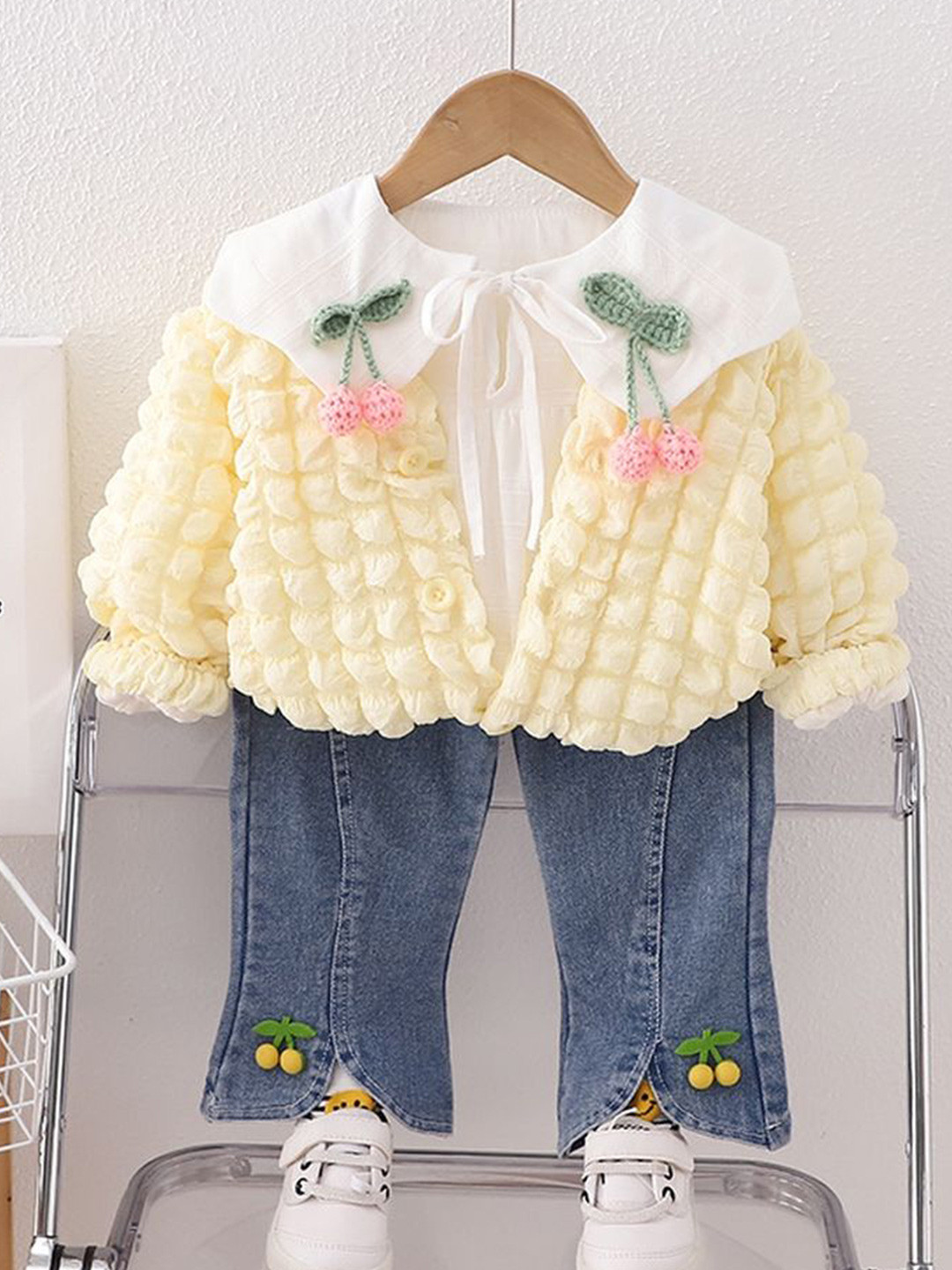 

LULU & SKY Girls Top with Trousers, Yellow