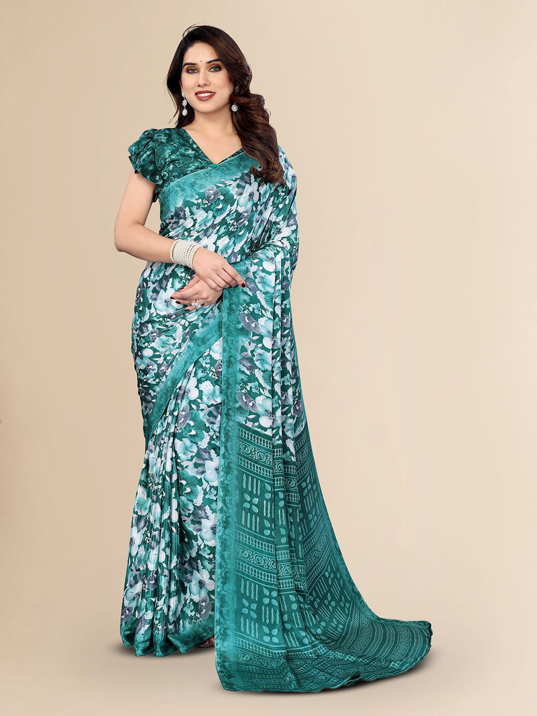 

Moda Rapido Floral Silk Blend Saree, Green