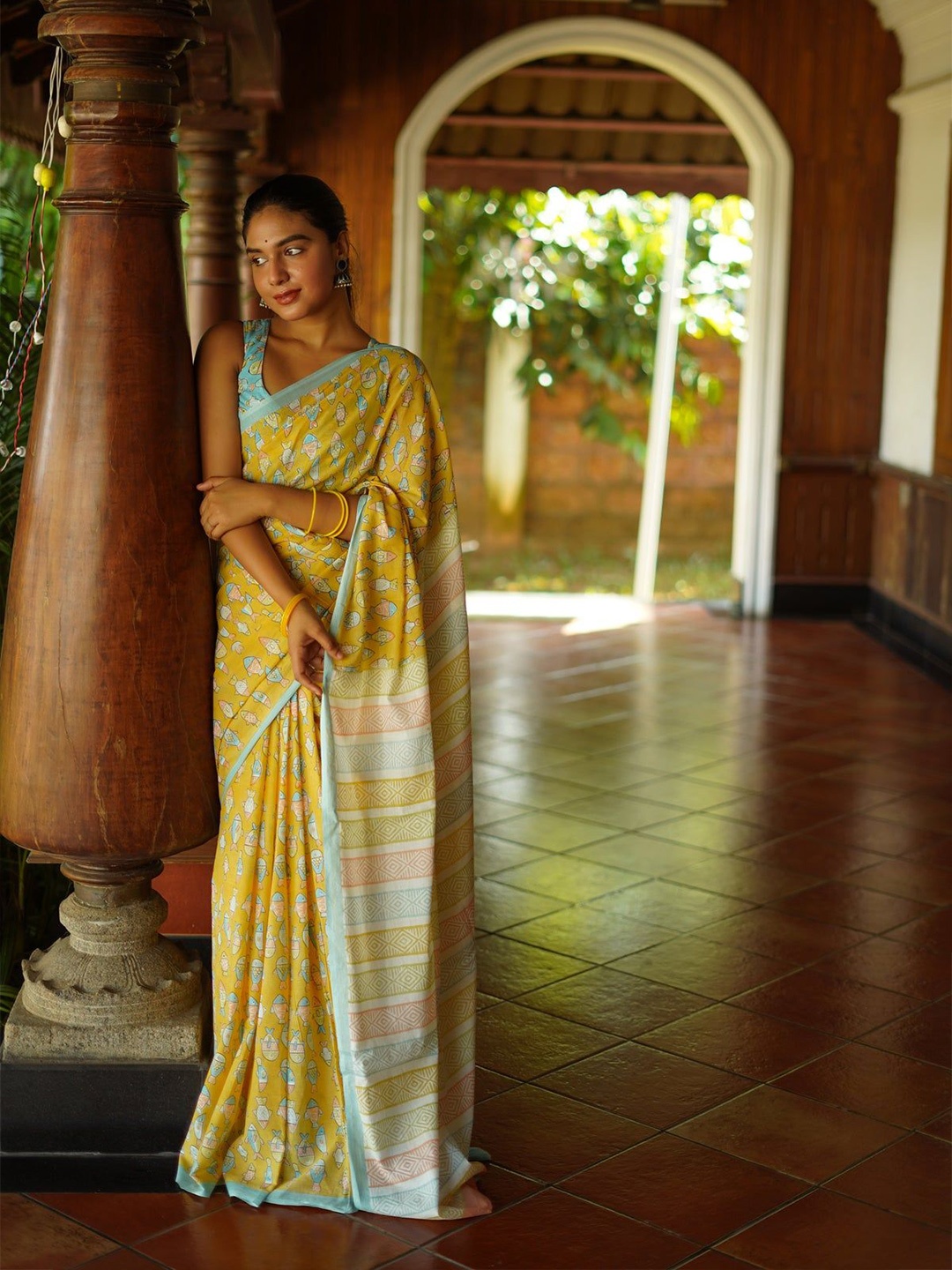 

Moda Rapido Silk Cotton Chanderi Saree, Yellow