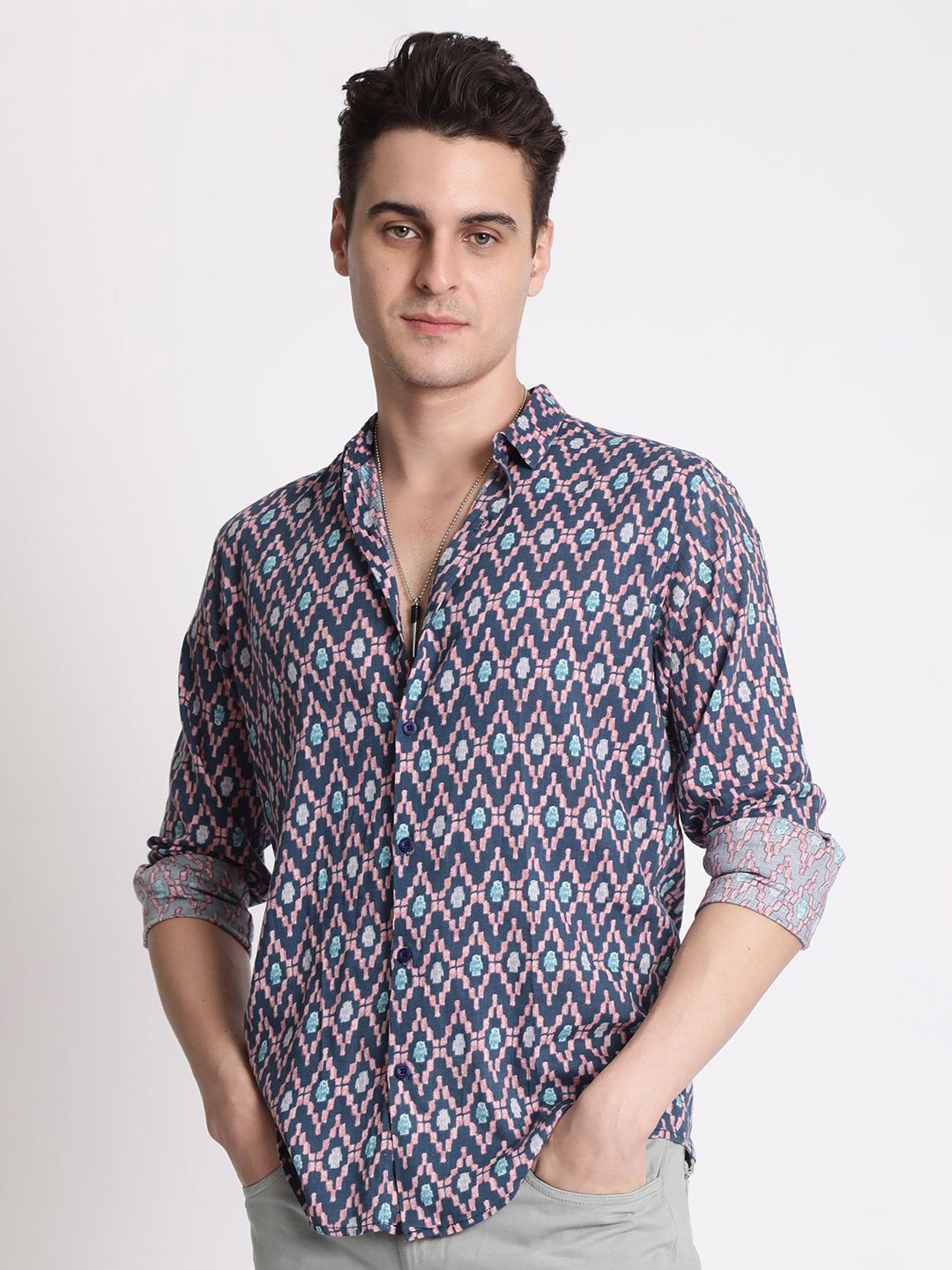 

The Roadster Lifestyle Co Abstract Printed Cotton Full Sleeve Shirt, Blue