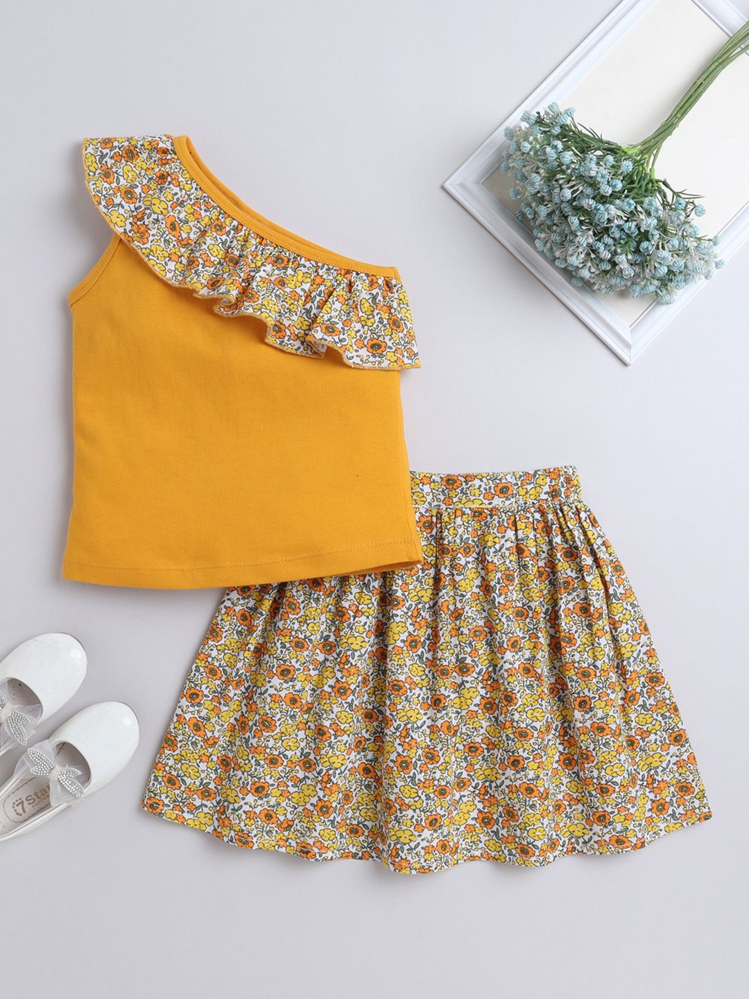 

AWW HUNNIE Girls Printed Top with Skirt, Mustard