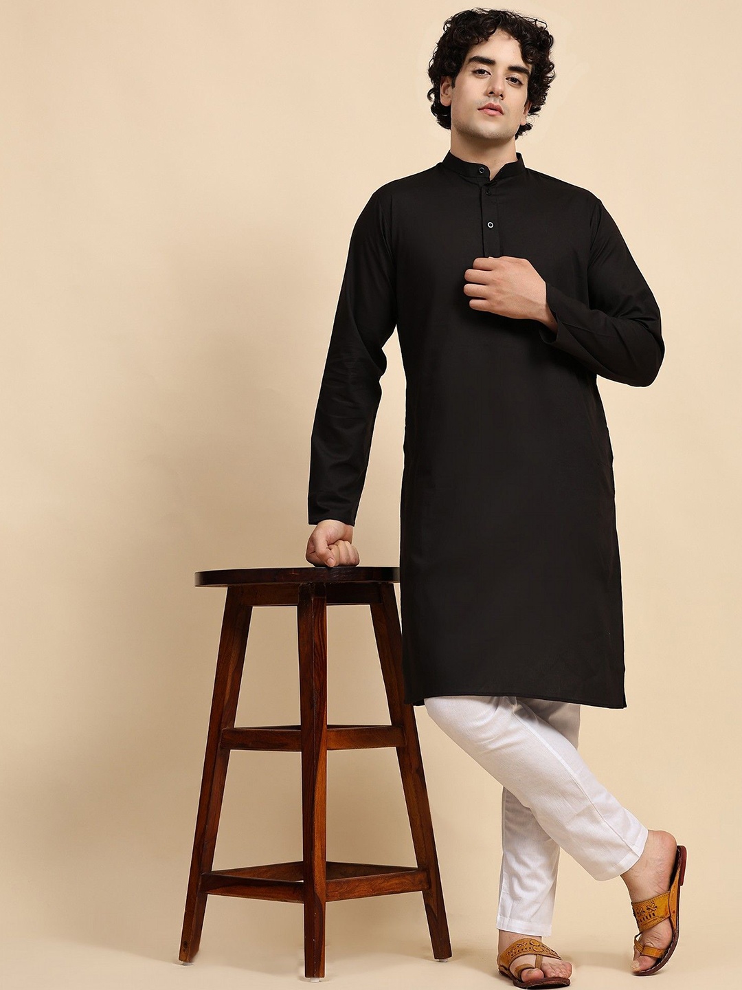 

SKAVIJ Men Regular Pure Cotton Kurta with Pyjamas, Black