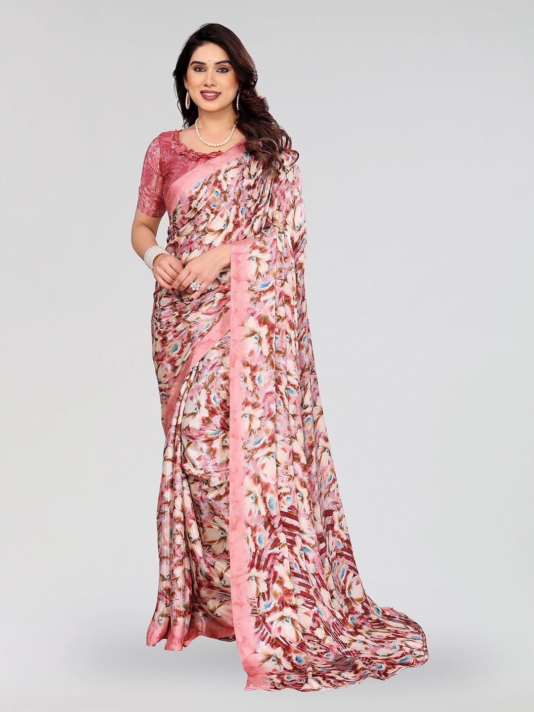 

Moda Rapido Floral Silk Blend Saree, Peach