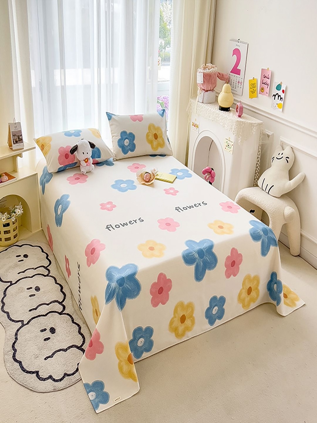 

JC HOME Off White & Blue Floral 140 TC King Bedsheet with 2 Pillow Covers