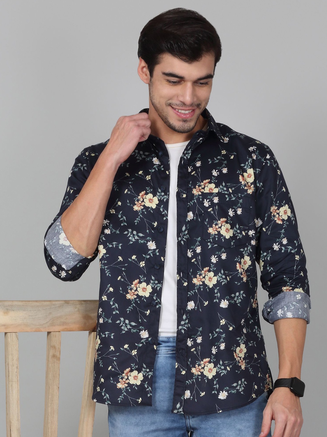 

Cantabil Men Original Floral Opaque Printed Casual Shirt, Navy blue