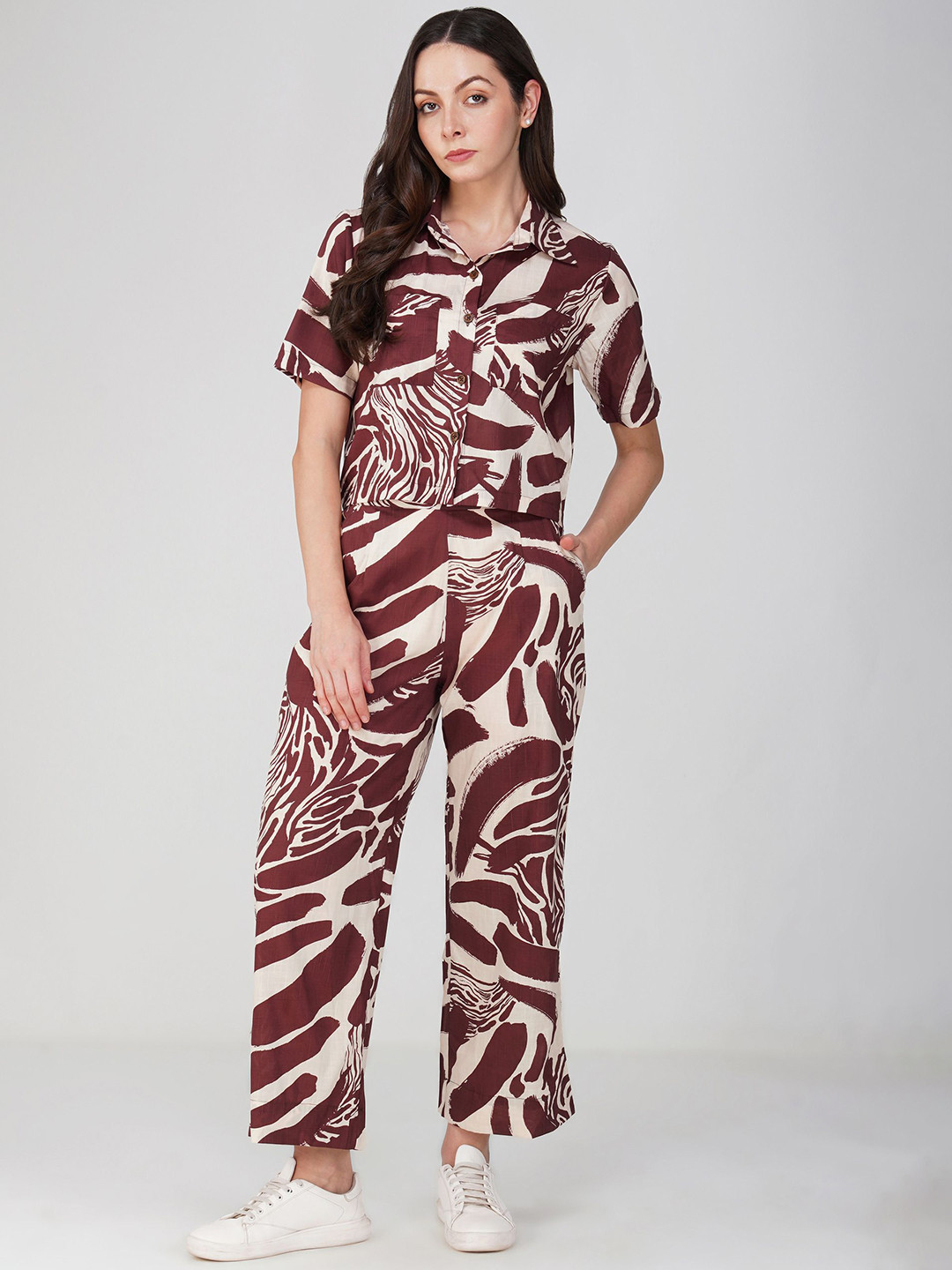

Avor Lifestyle Printed Shirt Collar Shirt With Trousers Co-Ords Set, Maroon