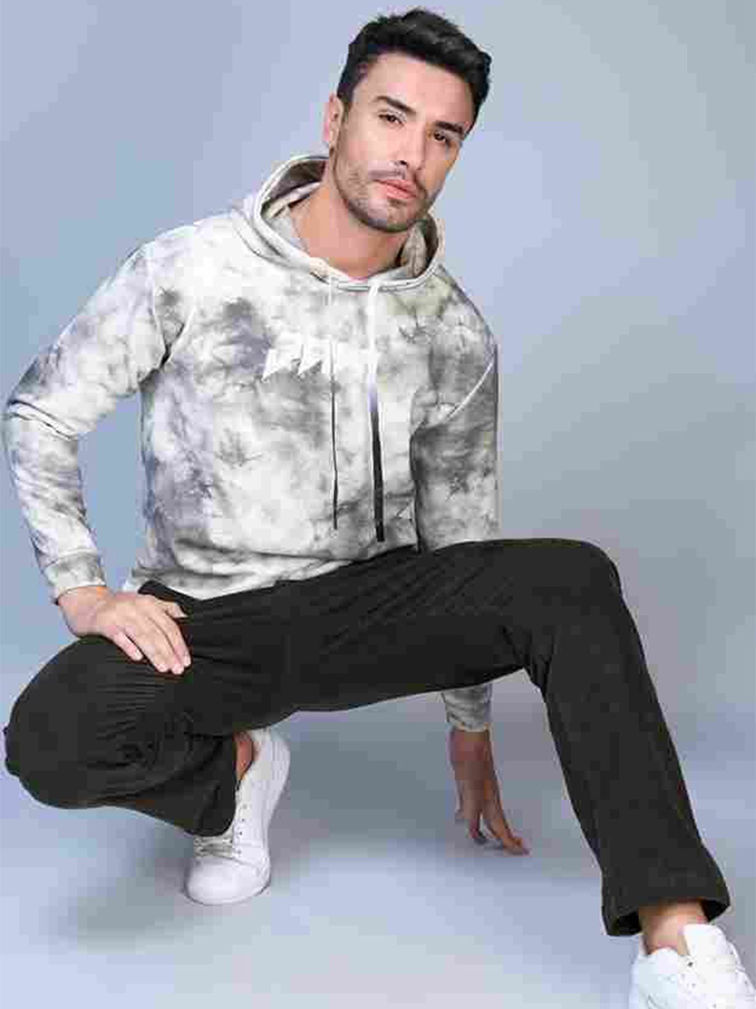 

MAXZONE Men Hooded Sweatshirt, White