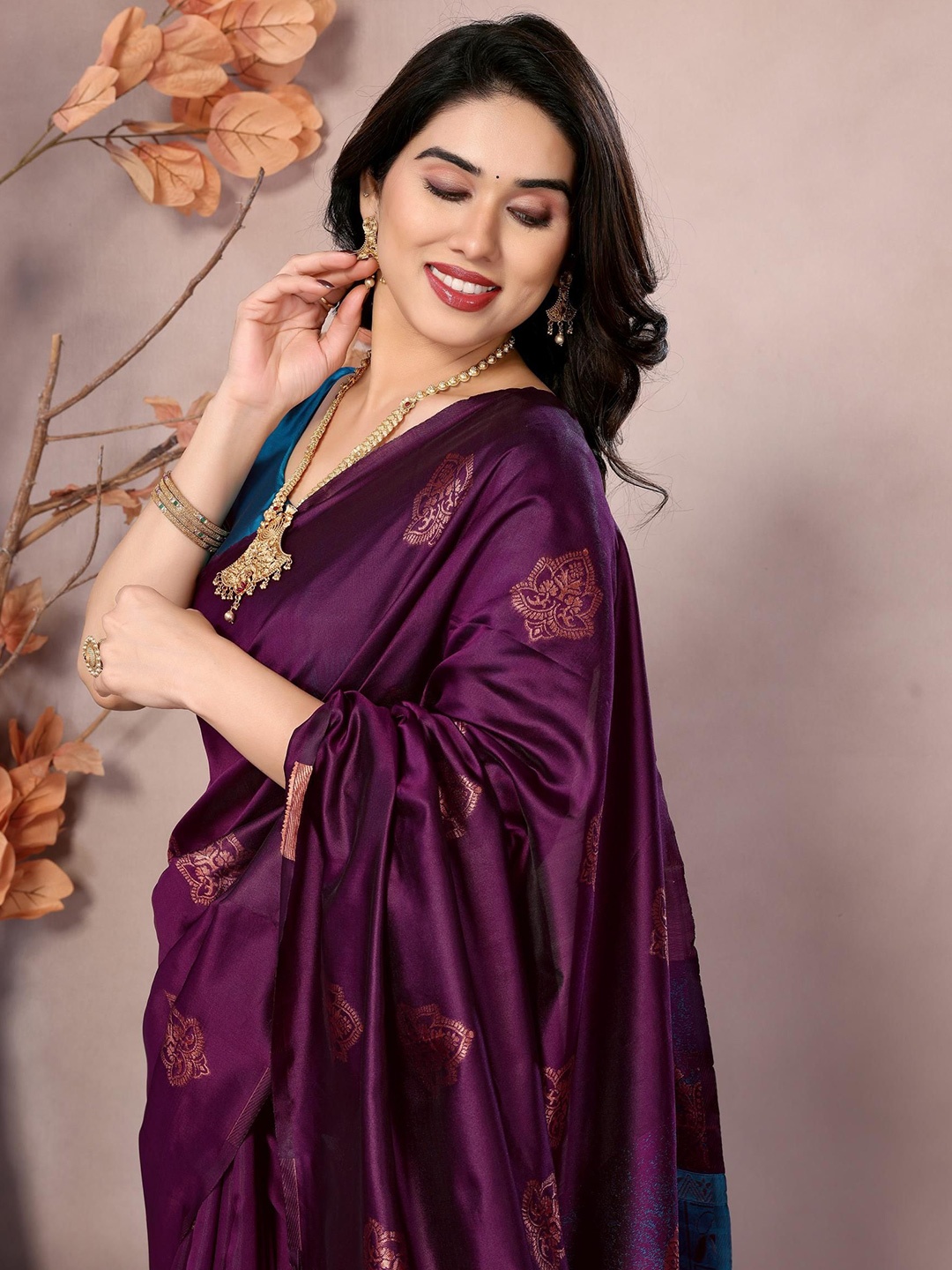 

Ekasya Ethnic Motifs Saree, Purple