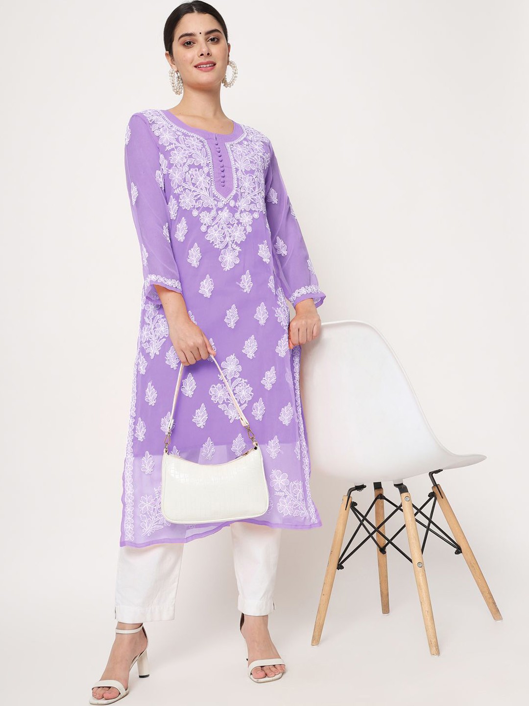 

PARAMOUNT CHIKAN Women Ethnic Motifs Embroidered Chikankari Floral Georgette Kurta, Lavender