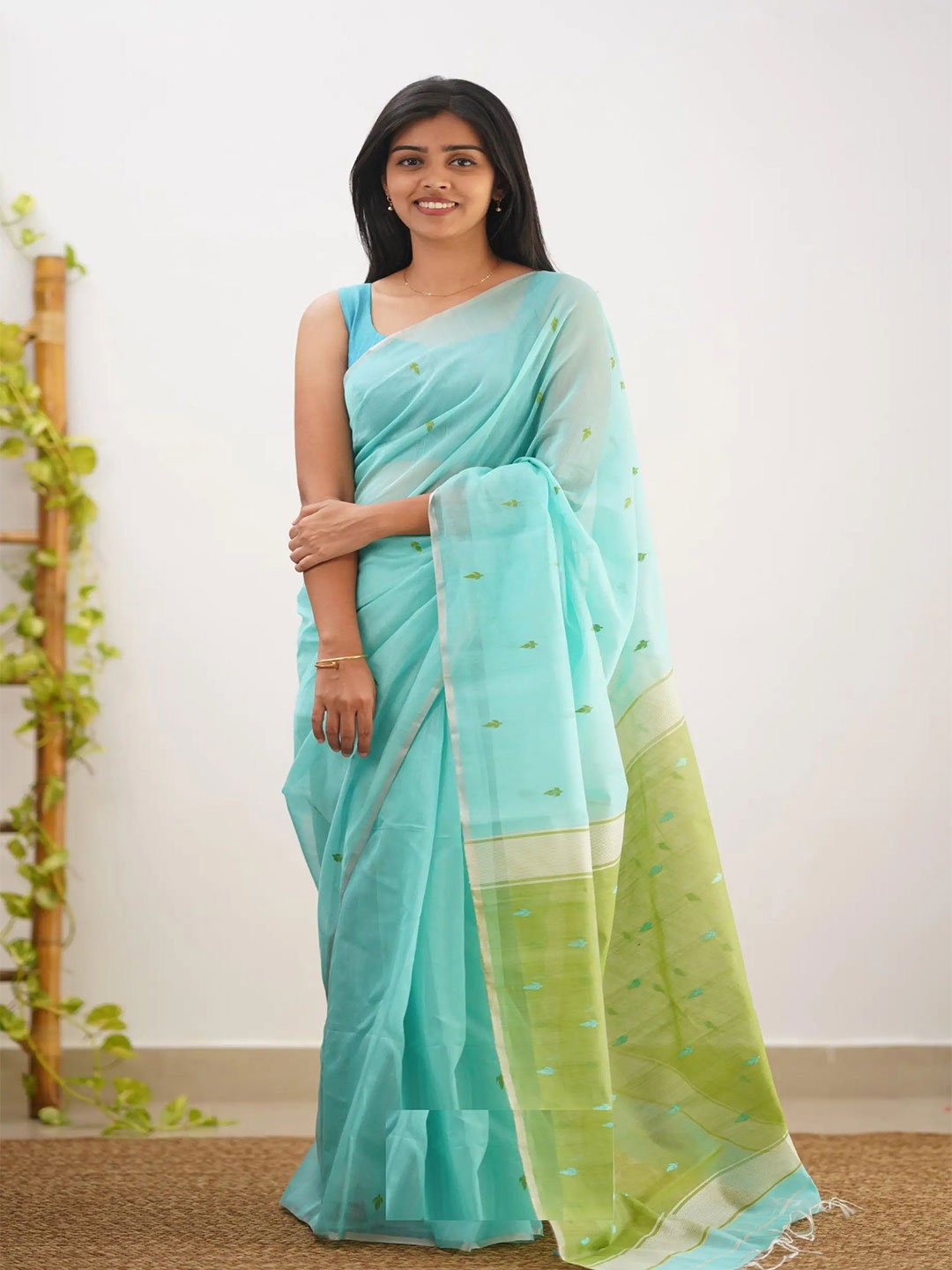 

LADY SHOPI Woven Design Saree, Turquoise blue
