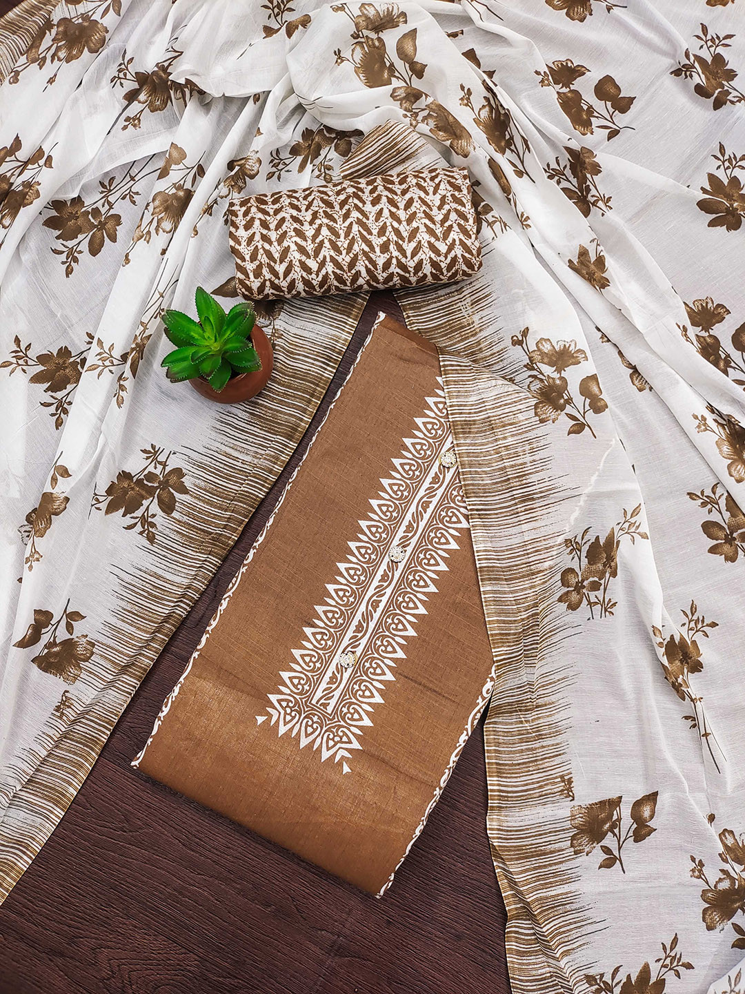 

SHADOW & SAINING Printed Pure Cotton Unstitched Dress Material, Beige