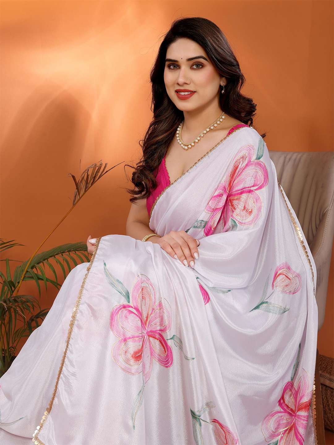 

Ekasya Floral Poly Chiffon Saree, White