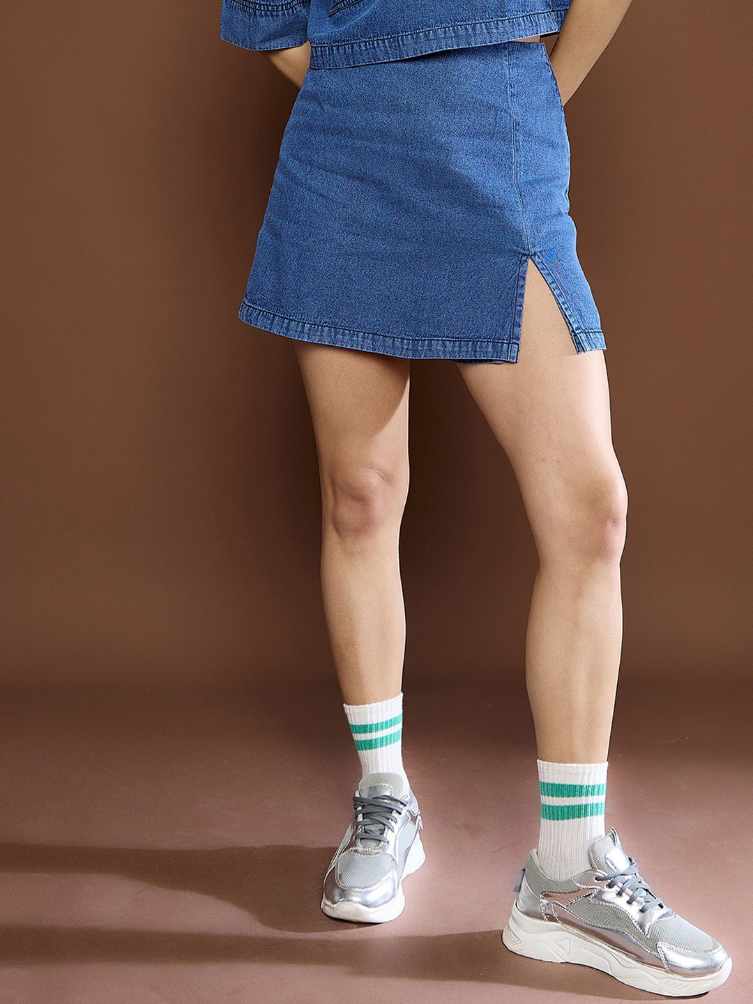 

SASSAFRAS Denim Front Slit Skorts, Blue