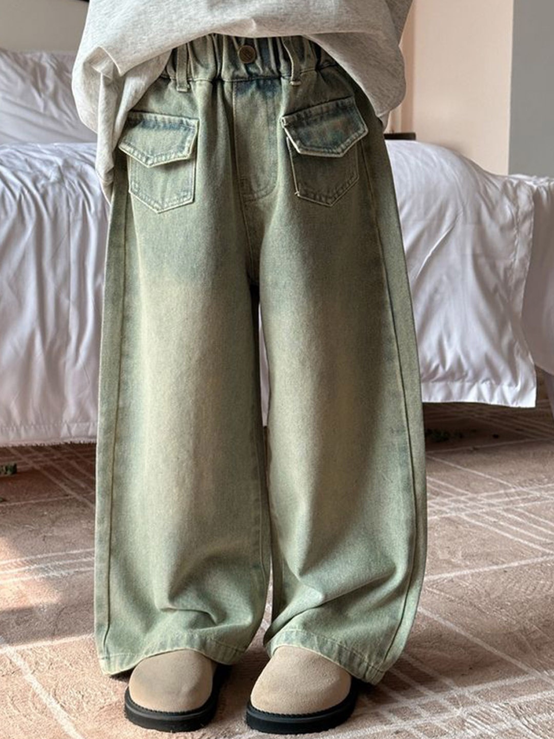 

LULU & SKY Unisex Kids Wide Leg High-Rise Low Distress Light Fade Jeans, Green