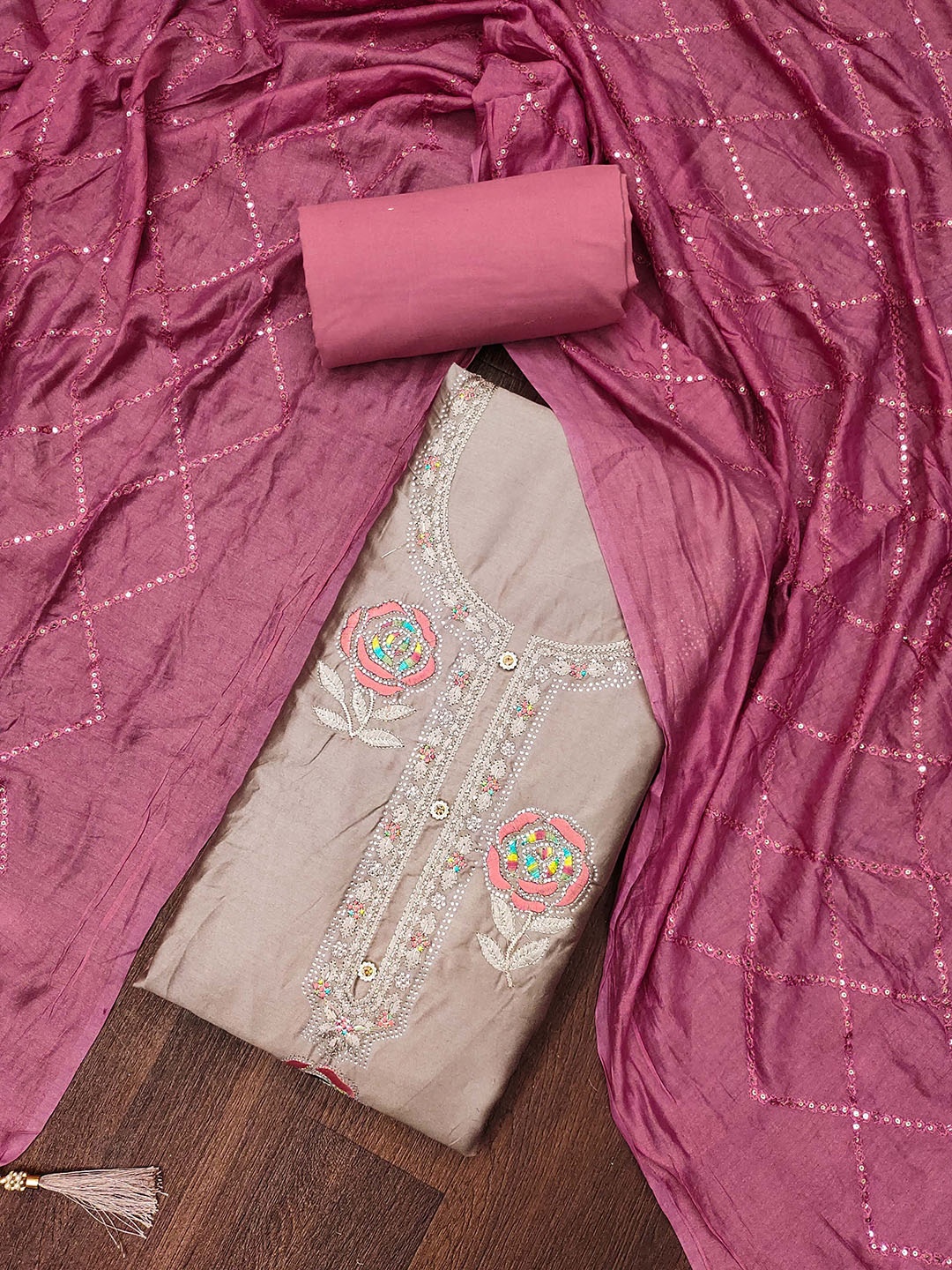 

SHADOW & SAINING Embroidered Unstitched Dress Material, Beige