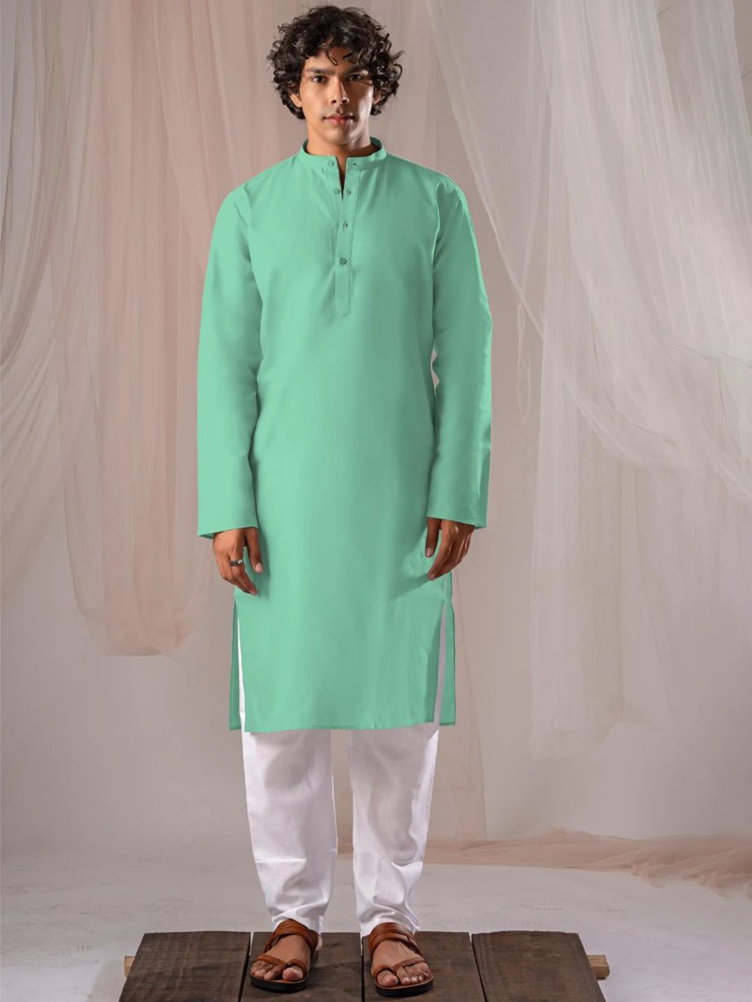 

5 Stitch Men Regular Kurta with Pyjamas, Green