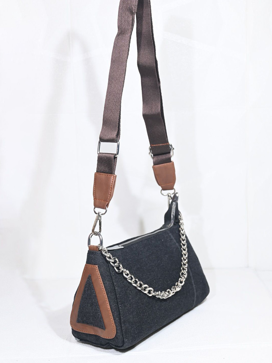 

Donicy Bucket Sling Bag, Tan