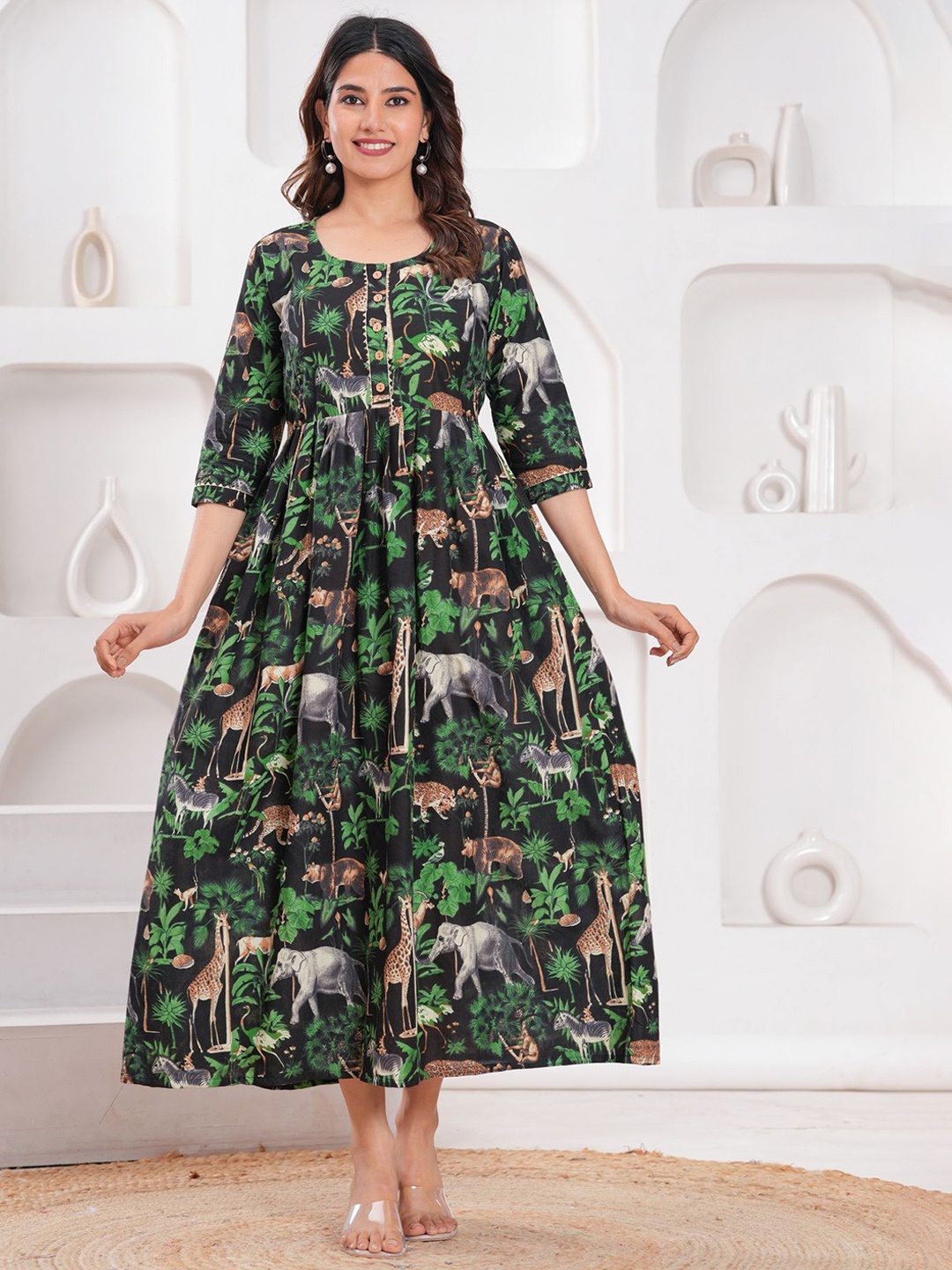 

NITVAN Women Floral Printed Sequinned Floral Maternity Kurta, Black