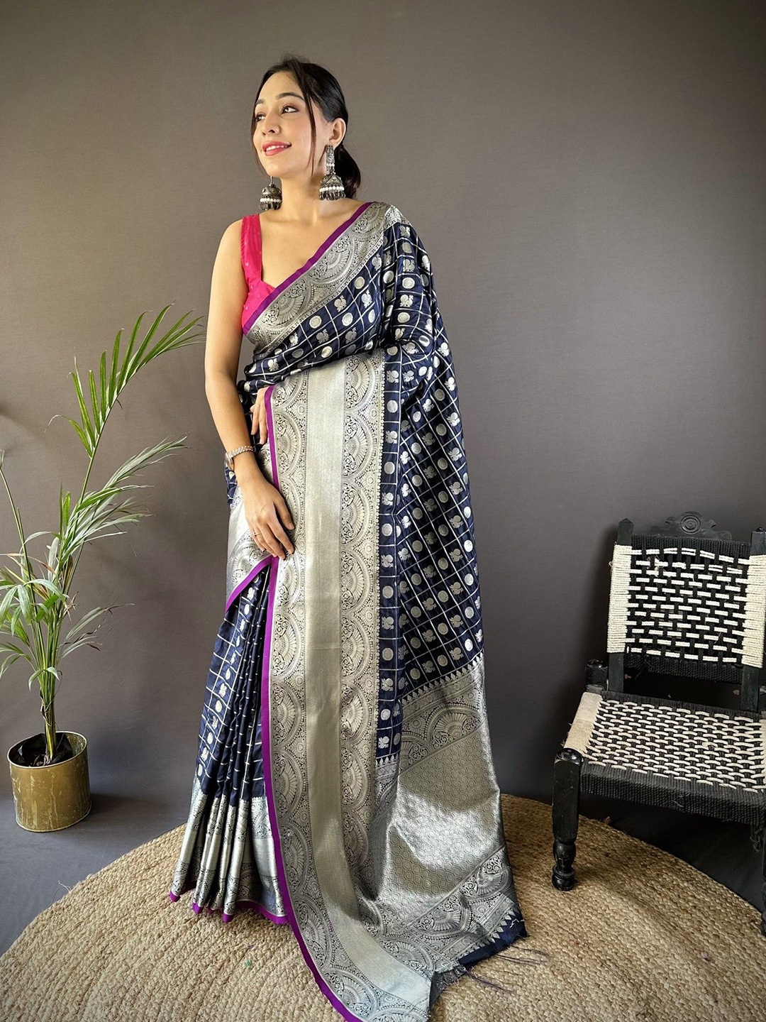 

LeeliPeeri Designer Woven Design Zari Silk Blend Saree, Blue