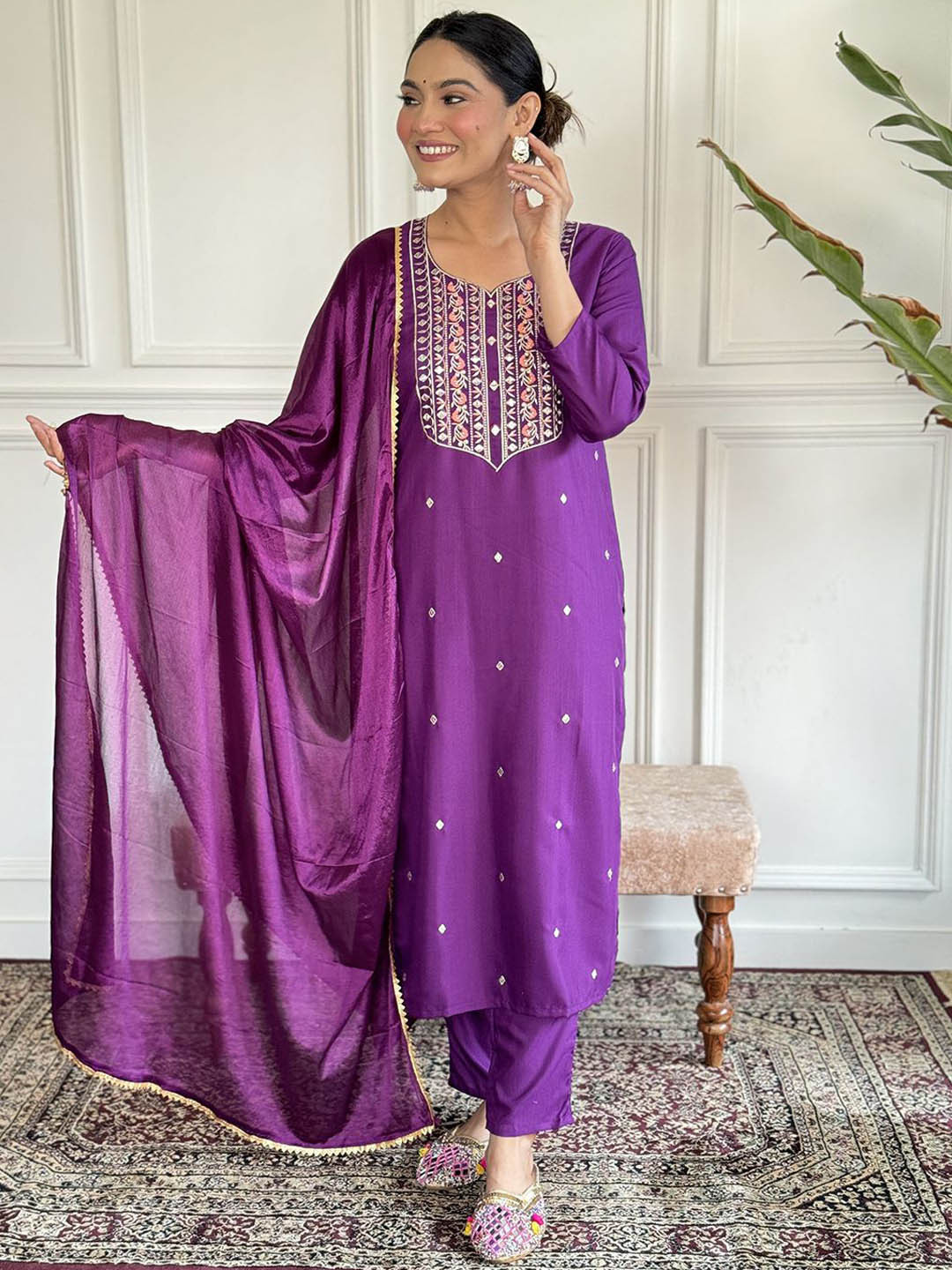 

Mitera Women Floral Embroidered Regular Kurti with Palazzos & With Dupatta, Purple