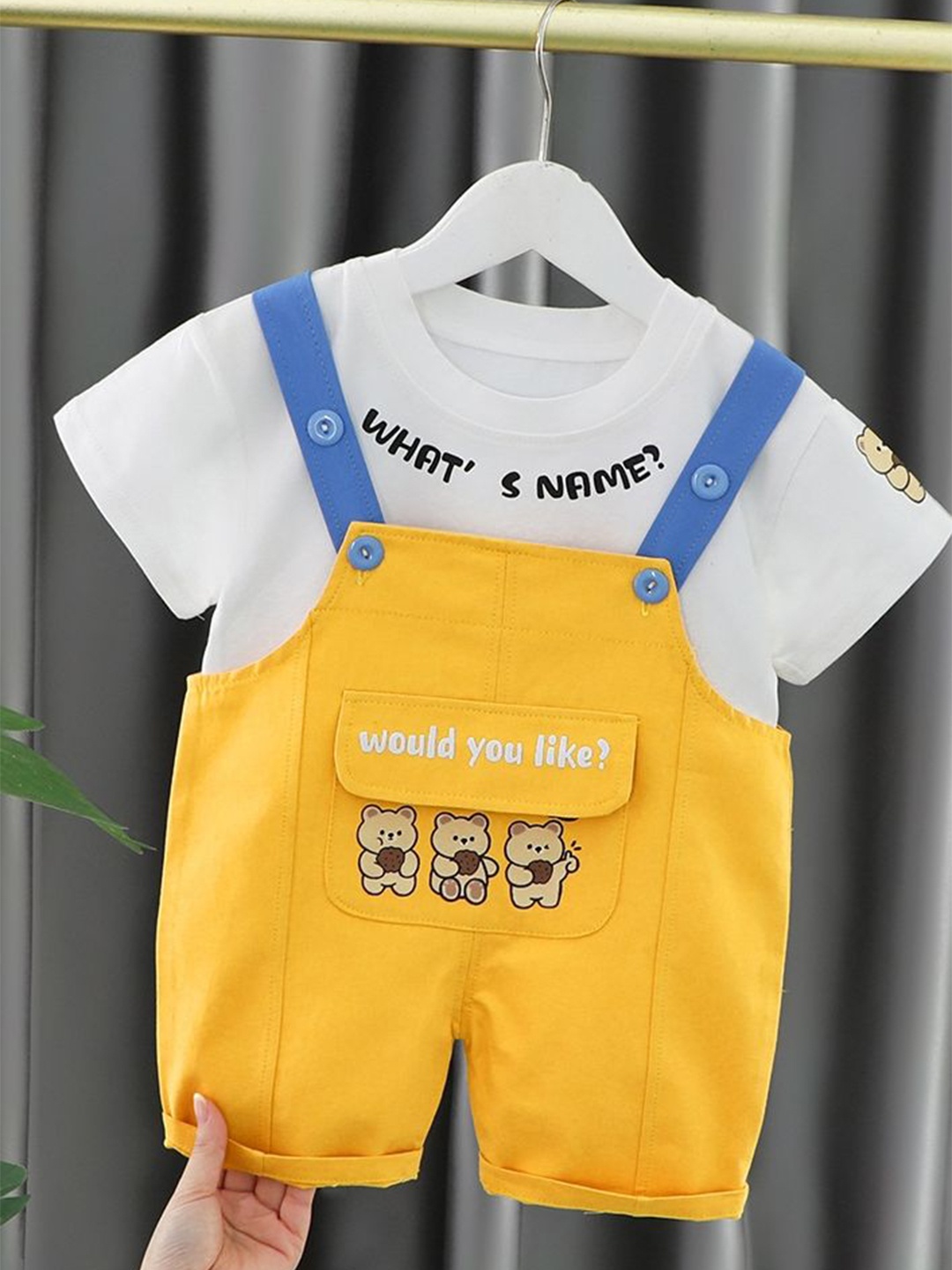 

LULU & SKY Printed T-shirt With Dungaree, Yellow