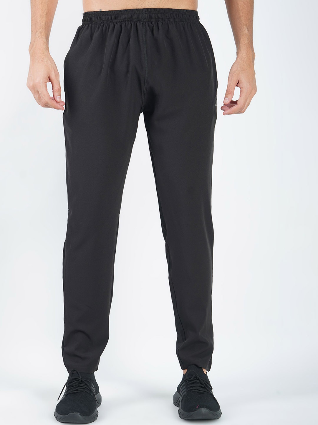 

GOTO Men Striped Mid-Rise TrackPants, Black