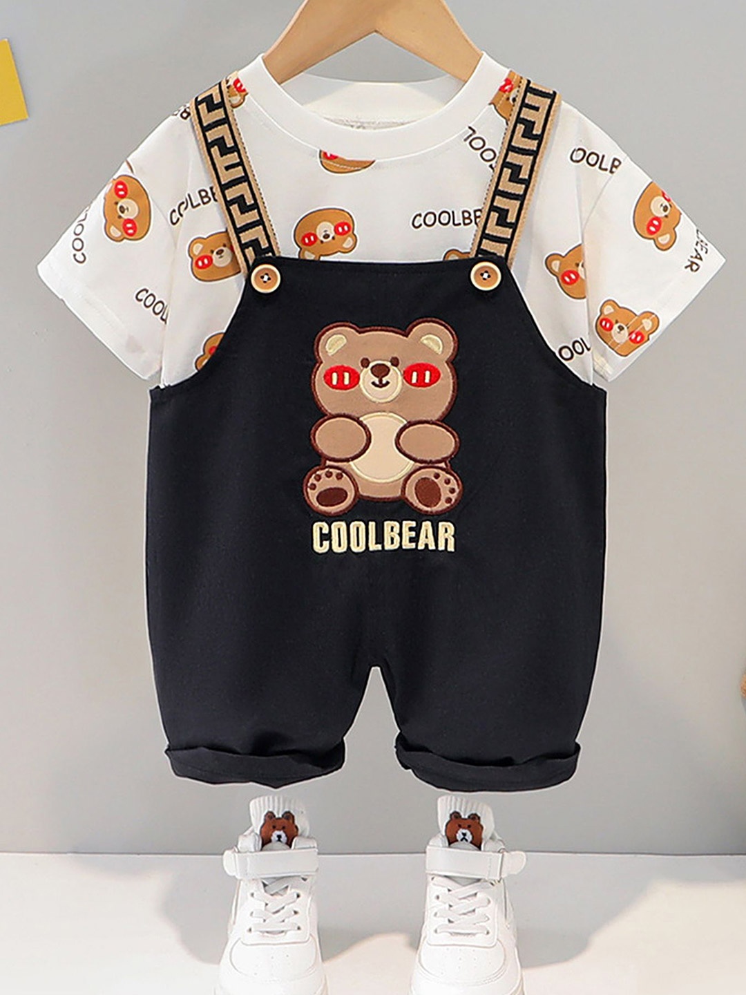 

LULU & SKY Kids Printed Dungarees With T-Shirts, Black
