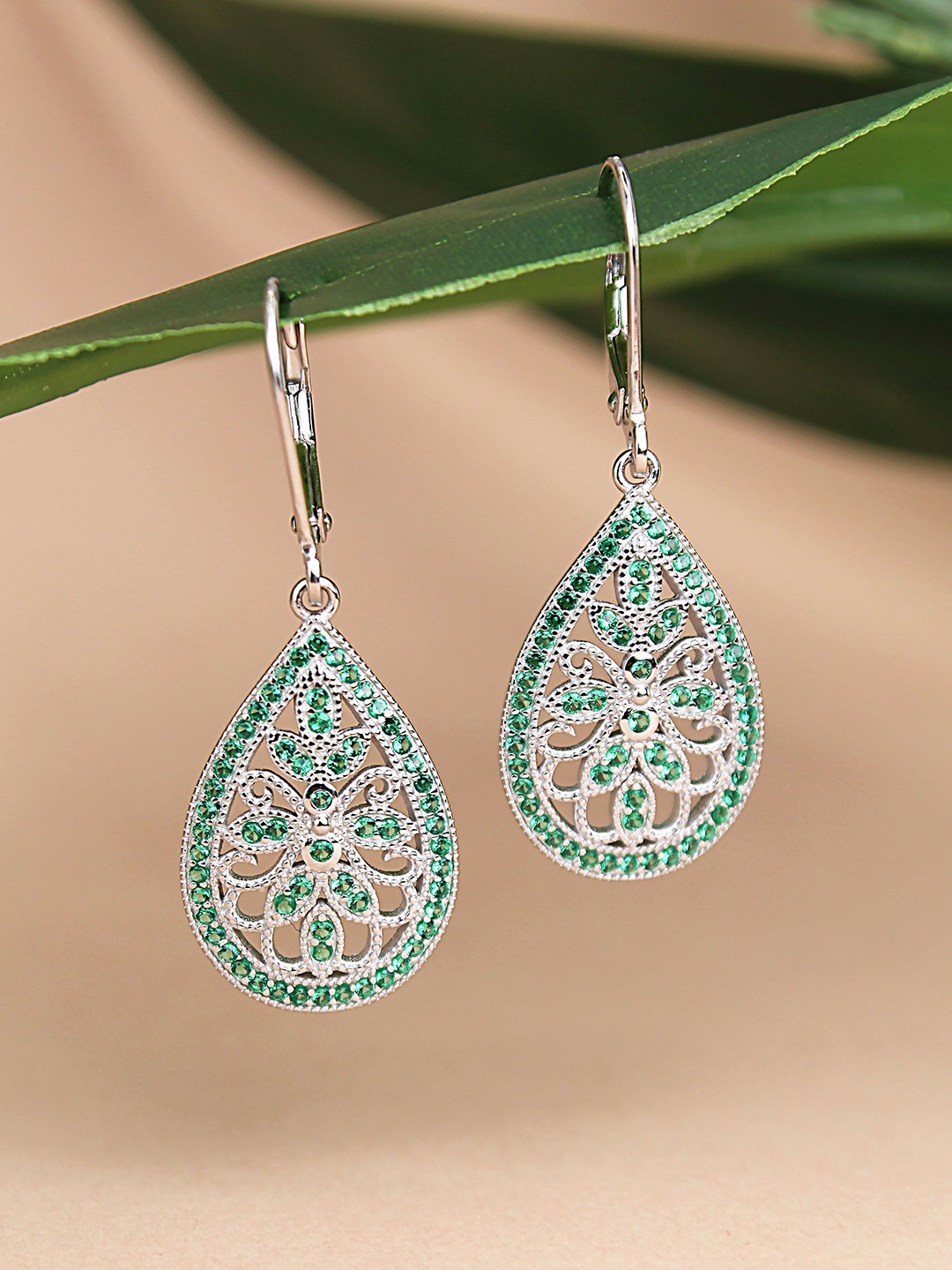 

DEVASHREE Classic Drop Earrings, Green
