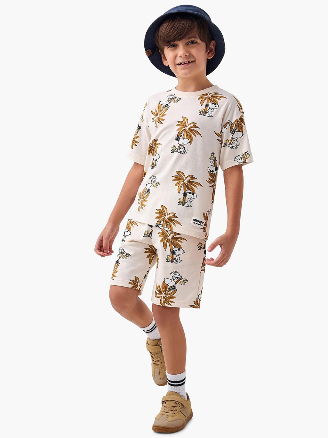 

Juniors by Babyshop Boys Printed T-shirt with Shorts, Beige