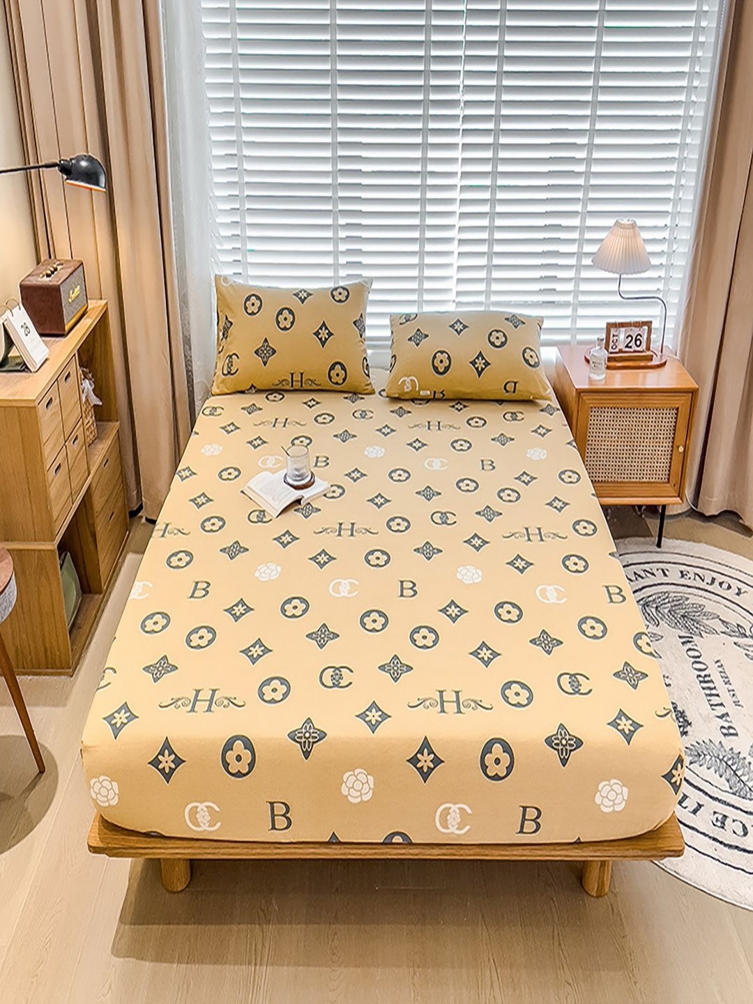 

JC HOME Yellow & Grey Geometric 220 TC King Bedsheet with 2 Pillow Covers