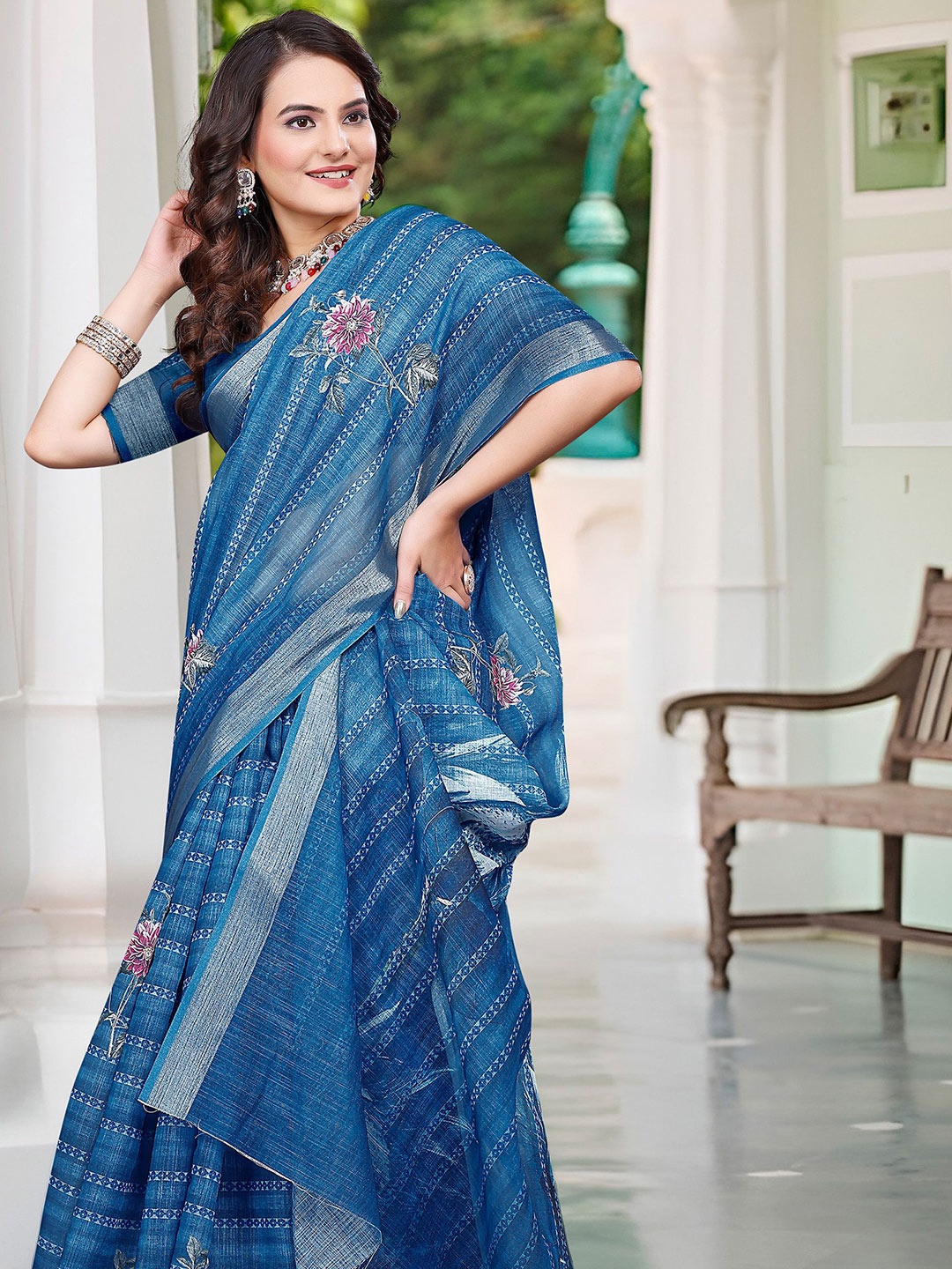 

Anouk Floral Linen Blend Saree, Teal