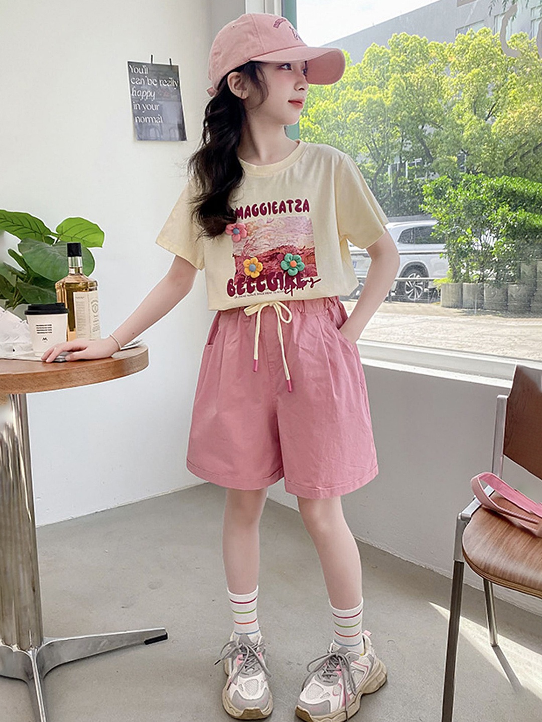 

LULU & SKY Girls Printed T-shirt with Trousers, Pink