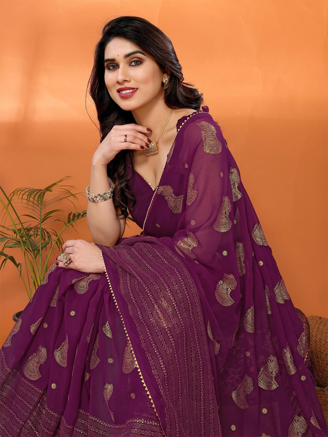 

Ekasya Ethnic Motifs Embroidered Poly Georgette Saree, Purple