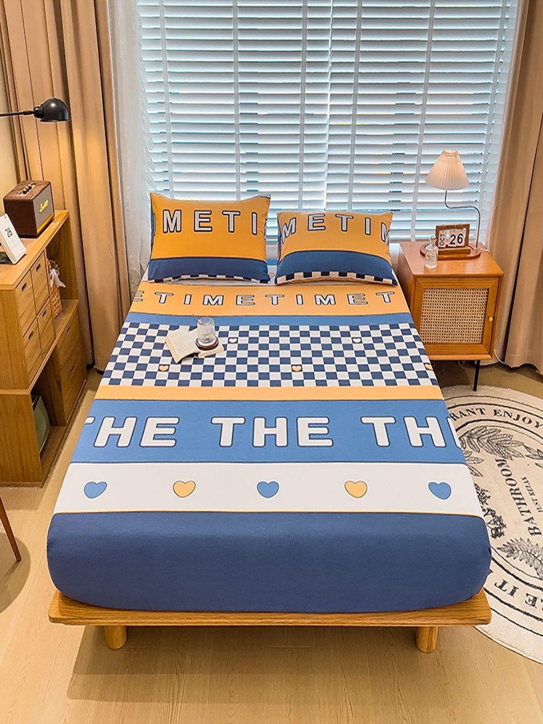 

JC HOME White & Blue Geometric 220 TC Queen Bedsheet with 2 Pillow Covers