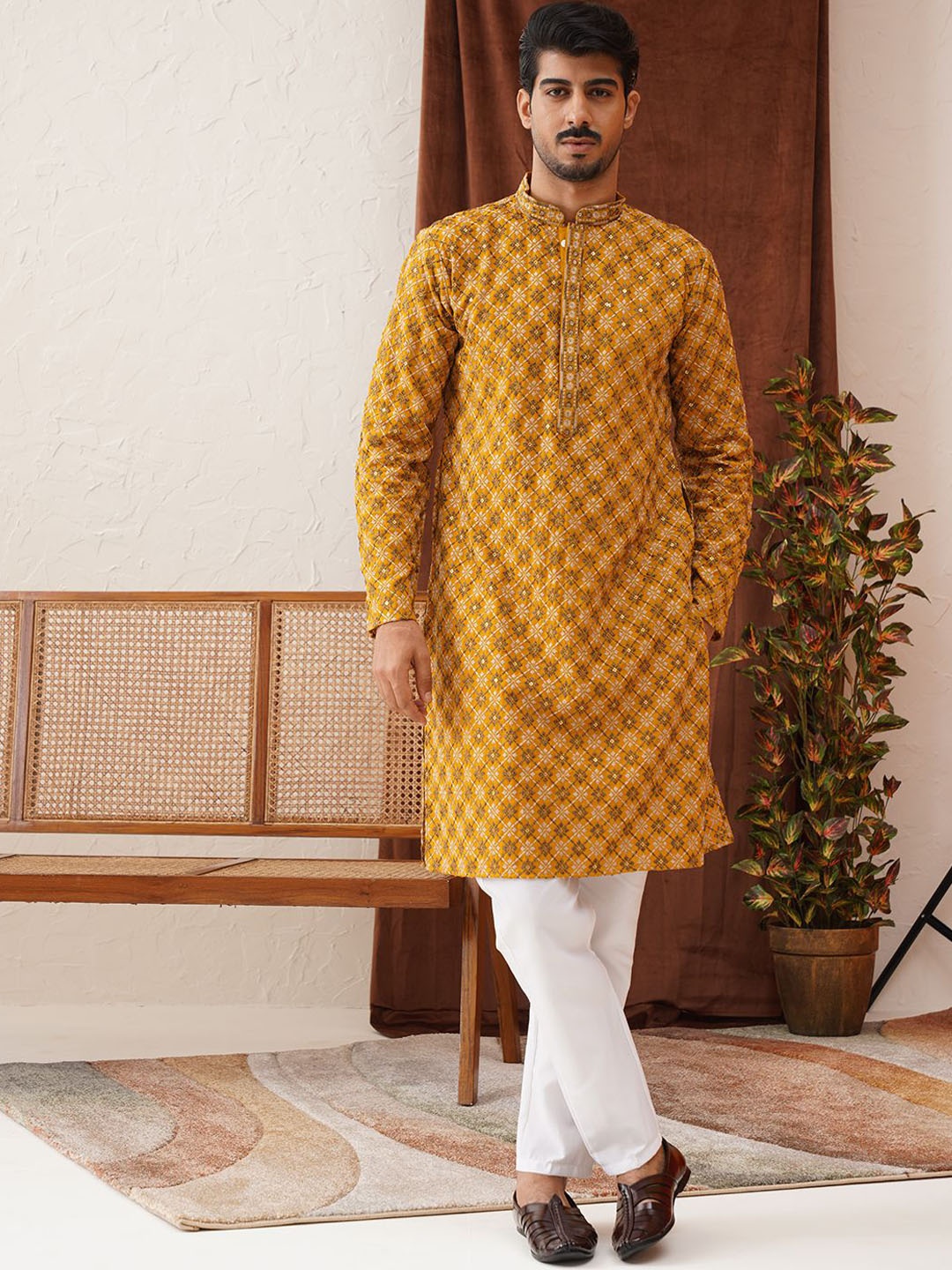 

Jompers Men Embroidered Regular Sequinned Kurta with Pyjamas, Mustard