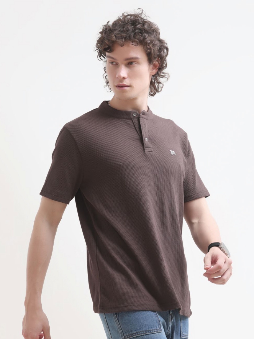 

Estilocus Men Floral Printed Henley Neck Pockets T-shirt, Brown