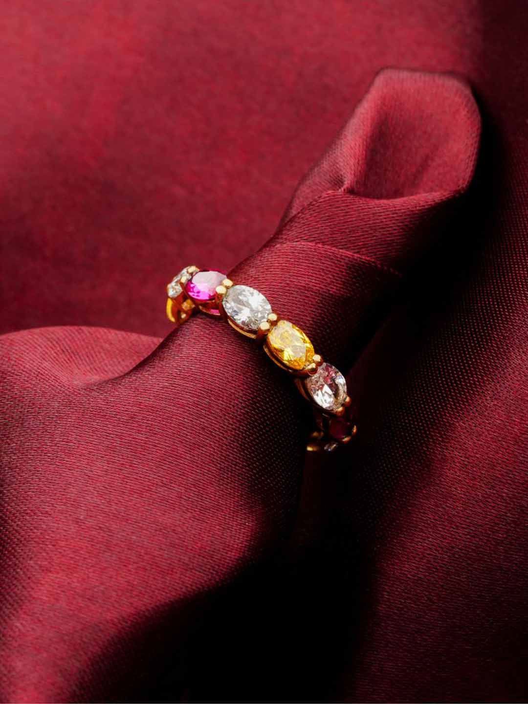 

Soraya Luxe 925 Sterling Silver 18K Gold-Plated CZ Studded Trinity Glow Finger Ring