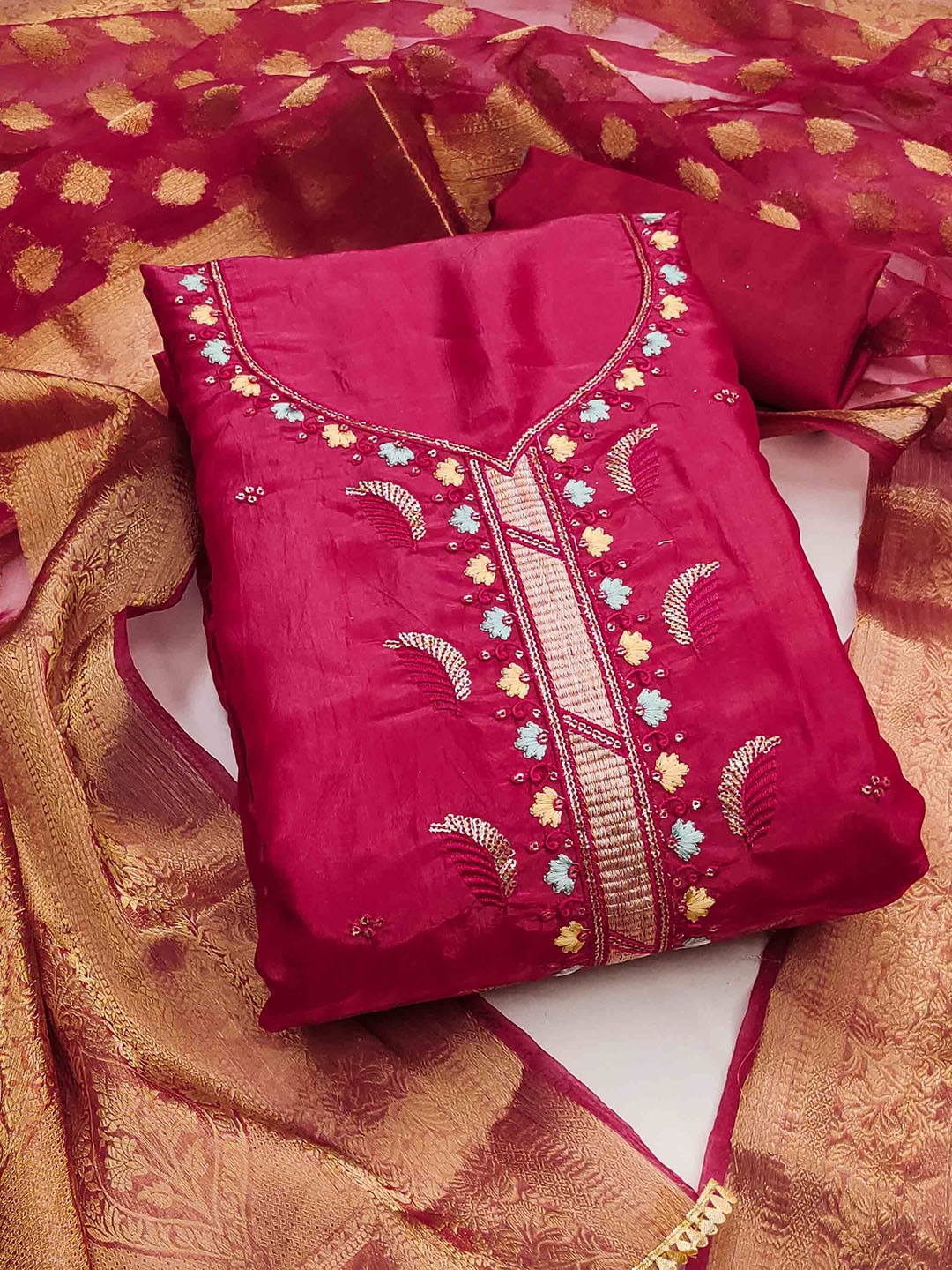 

SHADOW & SAINING Embroidered Pure Silk Semi-Stitched Dress Material, Pink