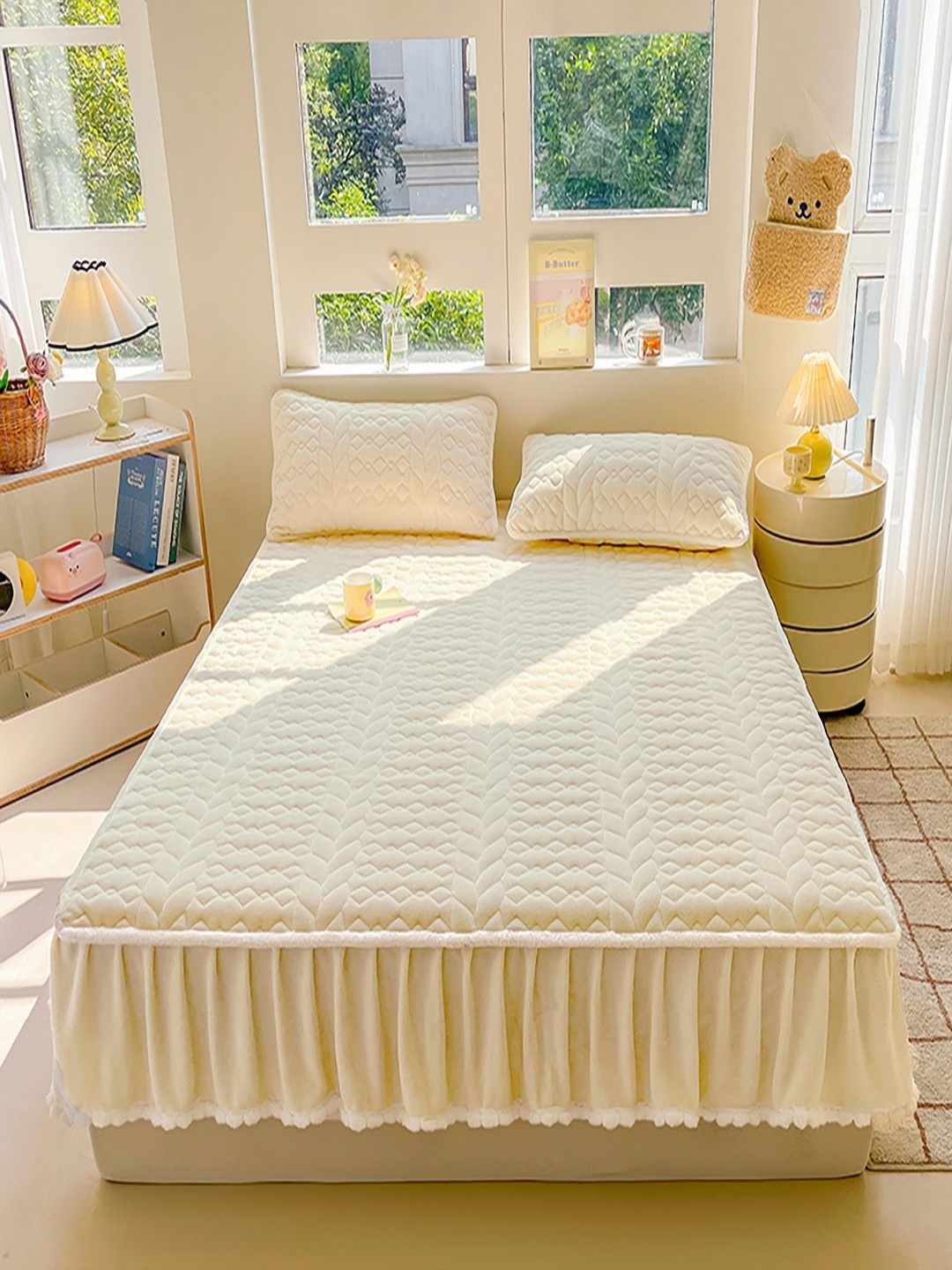 

JC HOME White 160 TC King Bedsheet with 2 Pillow Covers