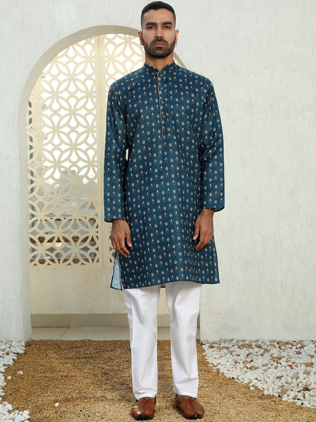 

KRAFT INDIA Men Floral Printed Regular Kurta with Pyjamas, Blue