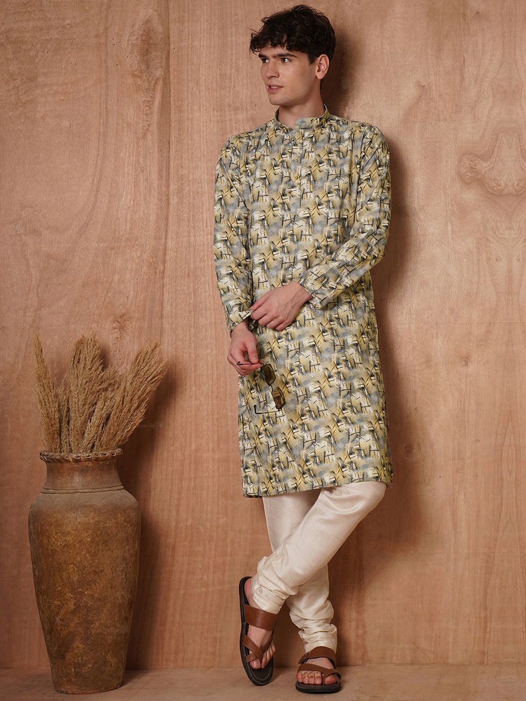 

TRYBUY.IN Men Ethnic Motifs Printed Chikankari Indie Prints Kurta, Multi