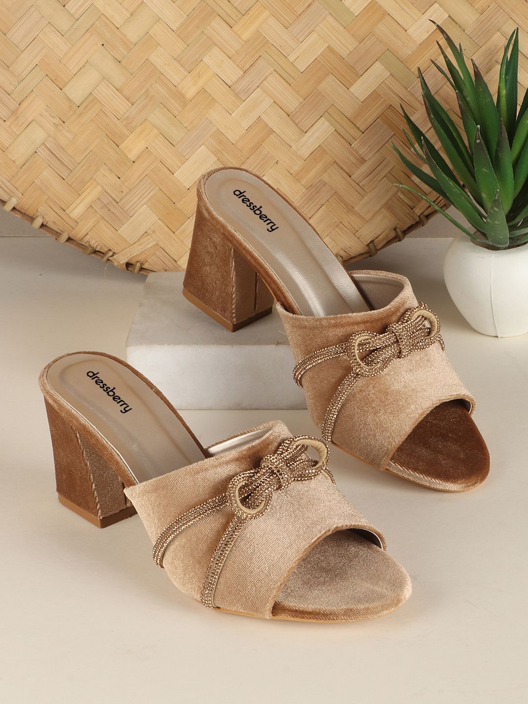 

DressBerry Velvet Party Block Sandals, Gold
