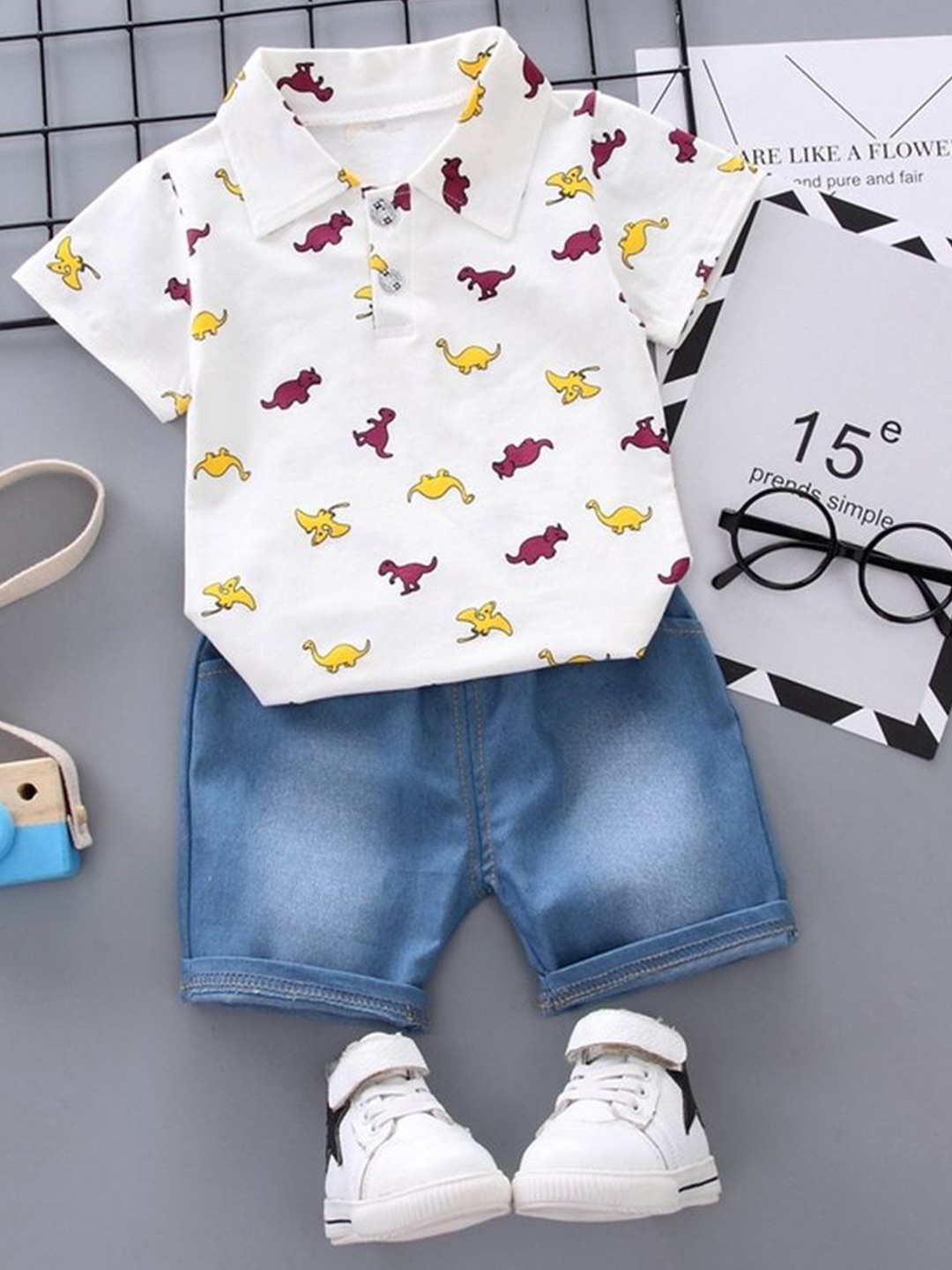 

LULU & SKY Boys Printed T-shirt with Shorts, White