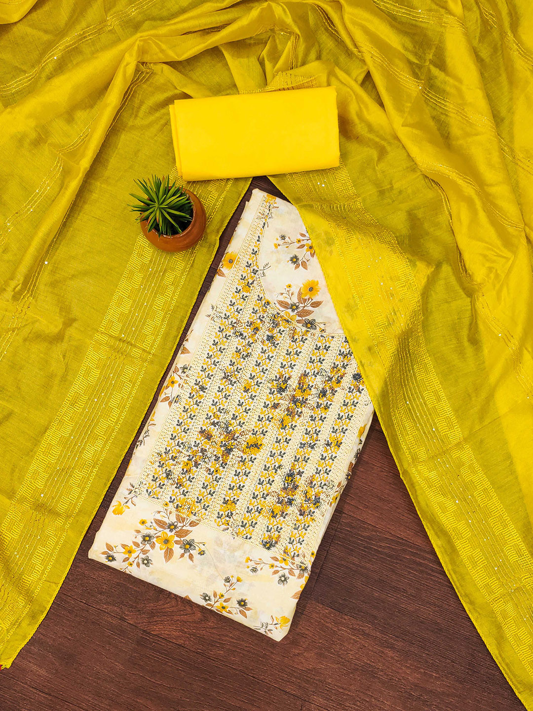 

SHADOW & SAINING Embroidered Unstitched Dress Material, Yellow