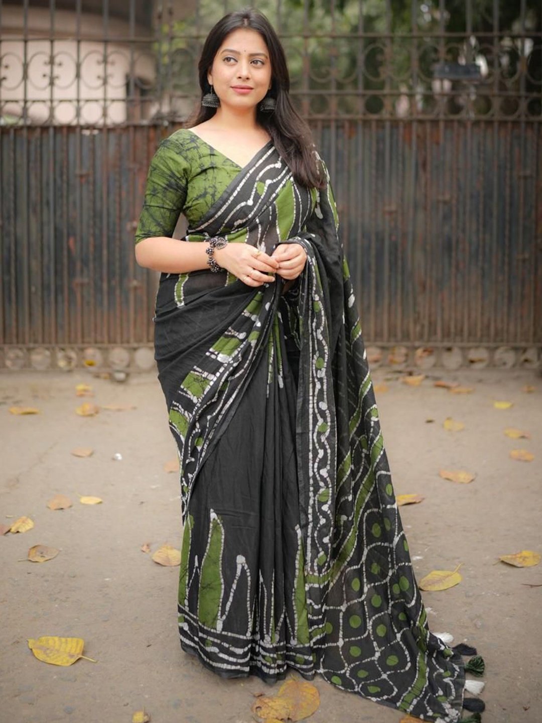 

LeeliPeeri Designer Chanderi Saree, Green