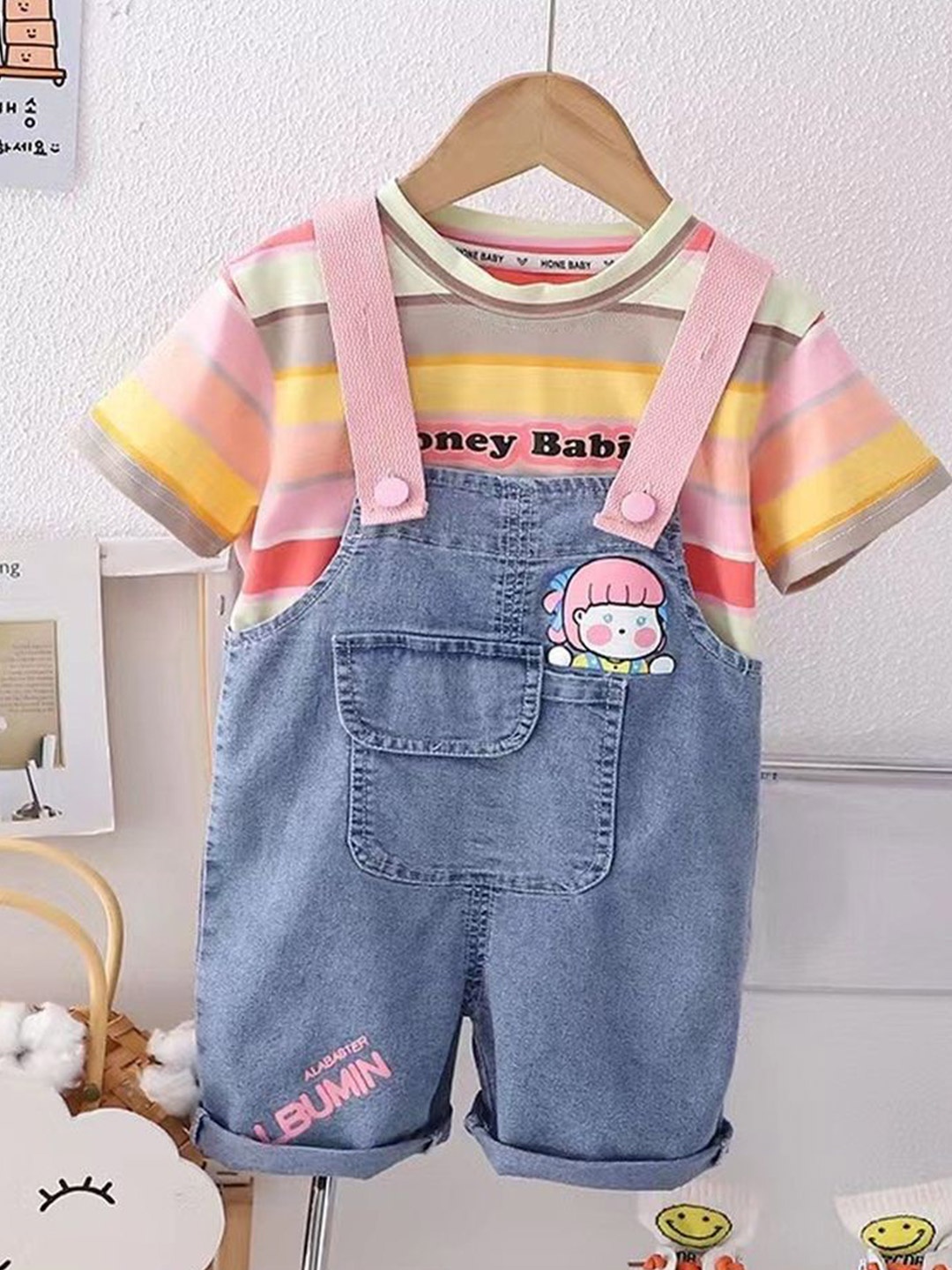 

LULU & SKY Printed T-shirt With Dungaree, Blue