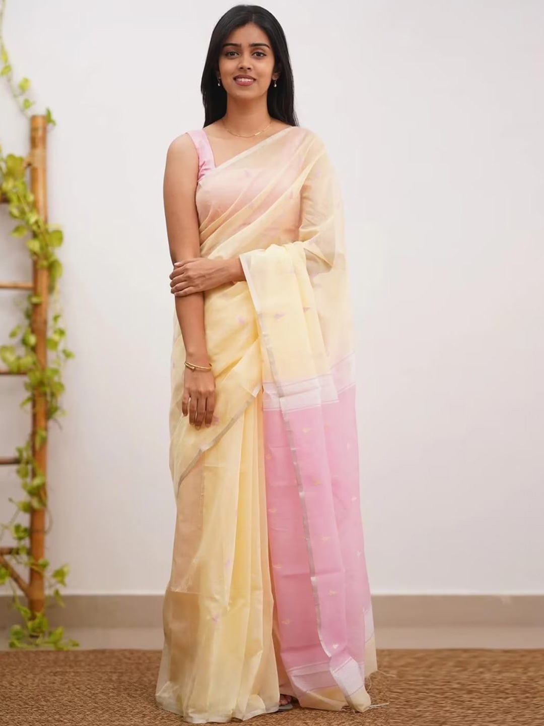 

LADY SHOPI Ethnic Motifs Saree, Beige